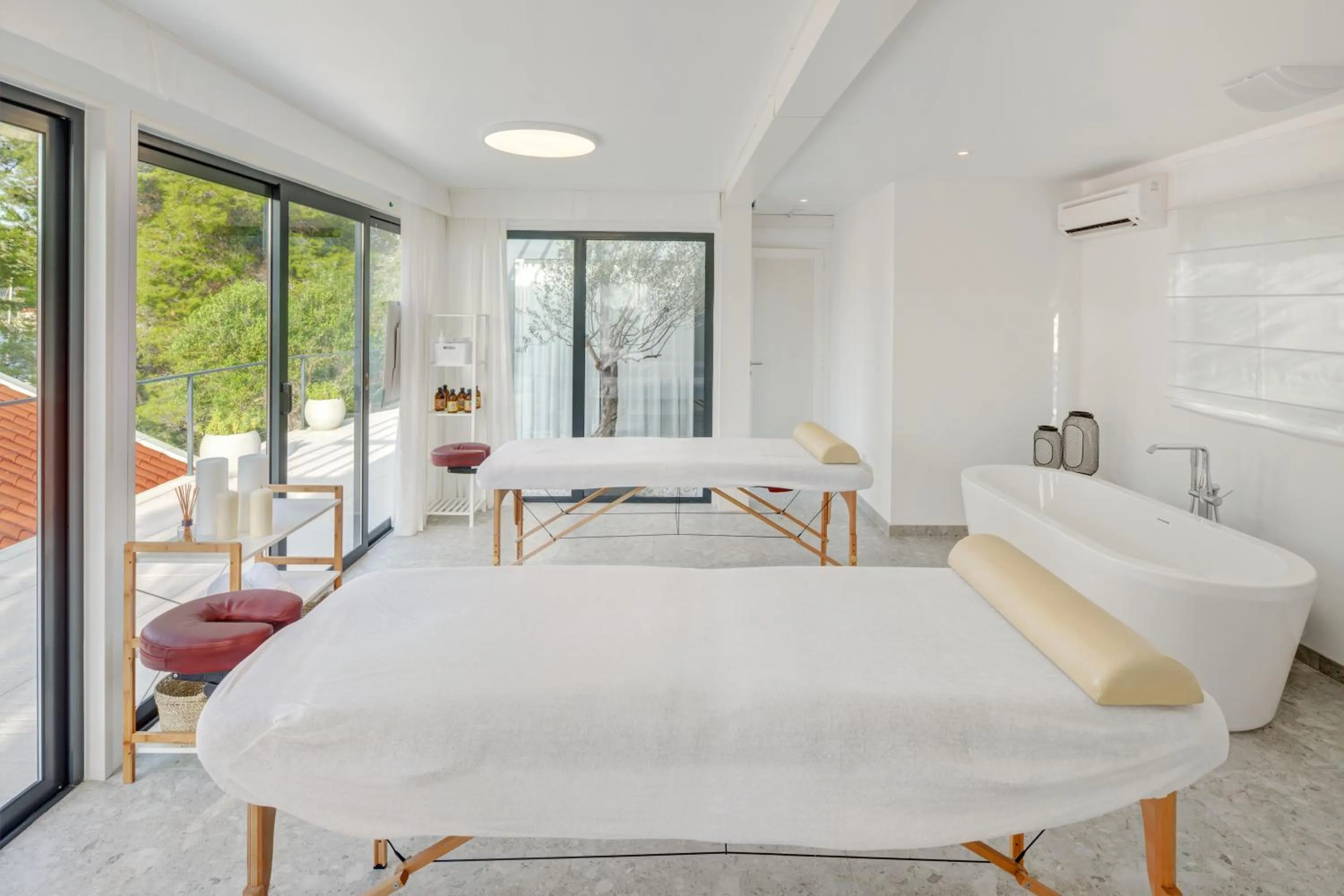 Massage in Hotel Milna Osam - Adults Only