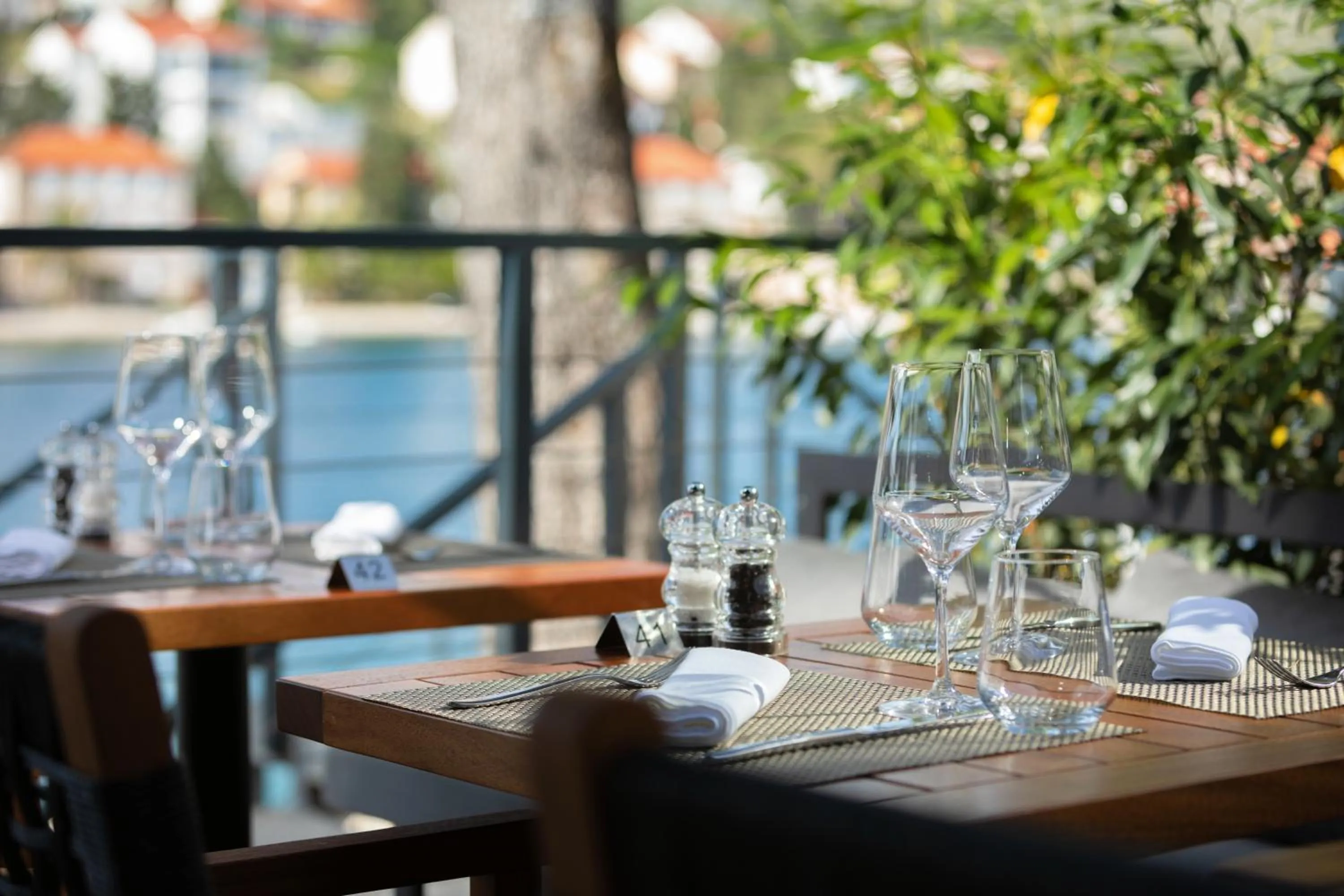 Restaurant/places to eat in Hotel Milna Osam - Adults Only