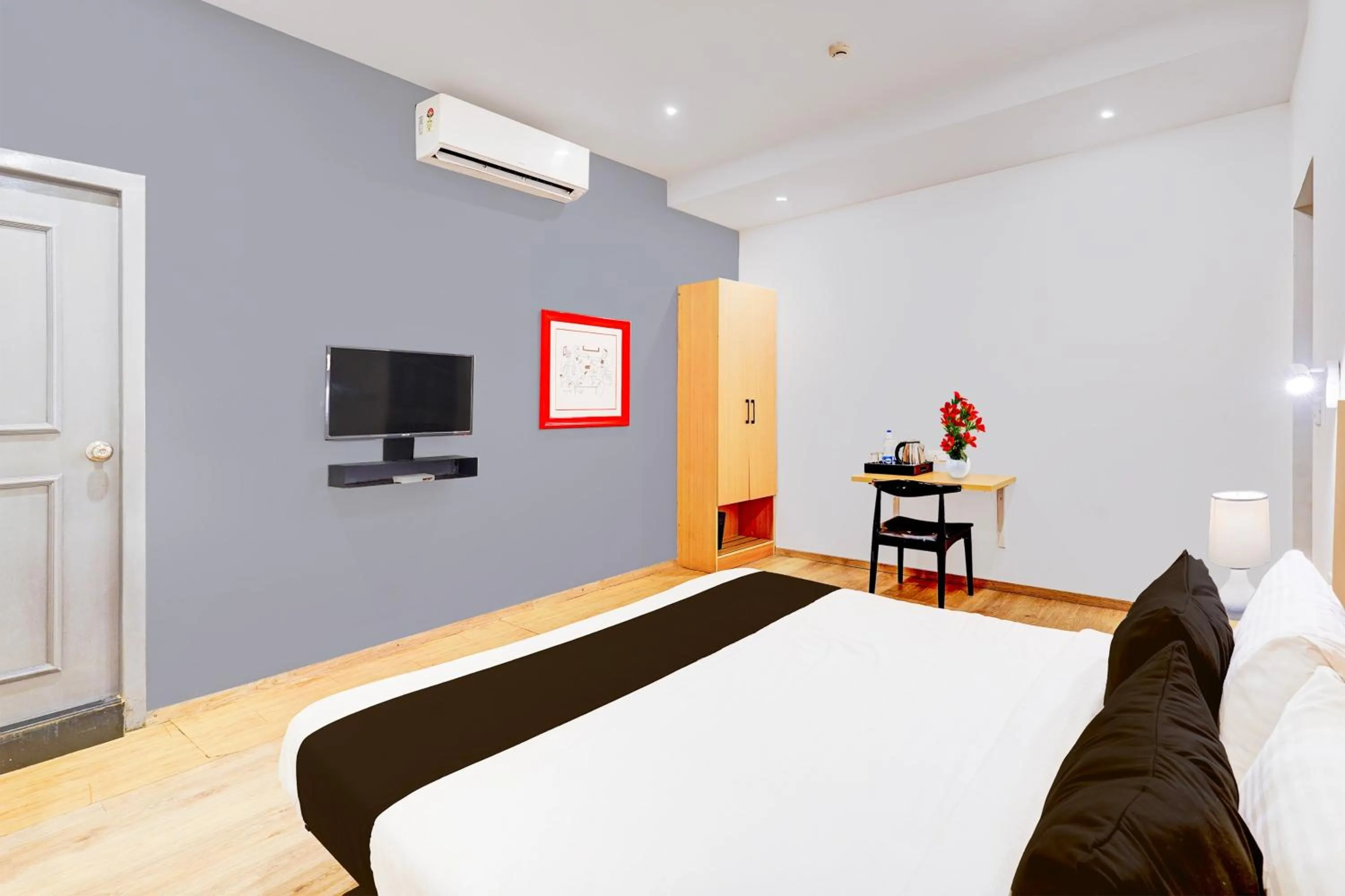 Bedroom, Bed in Townhouse Pondicherry