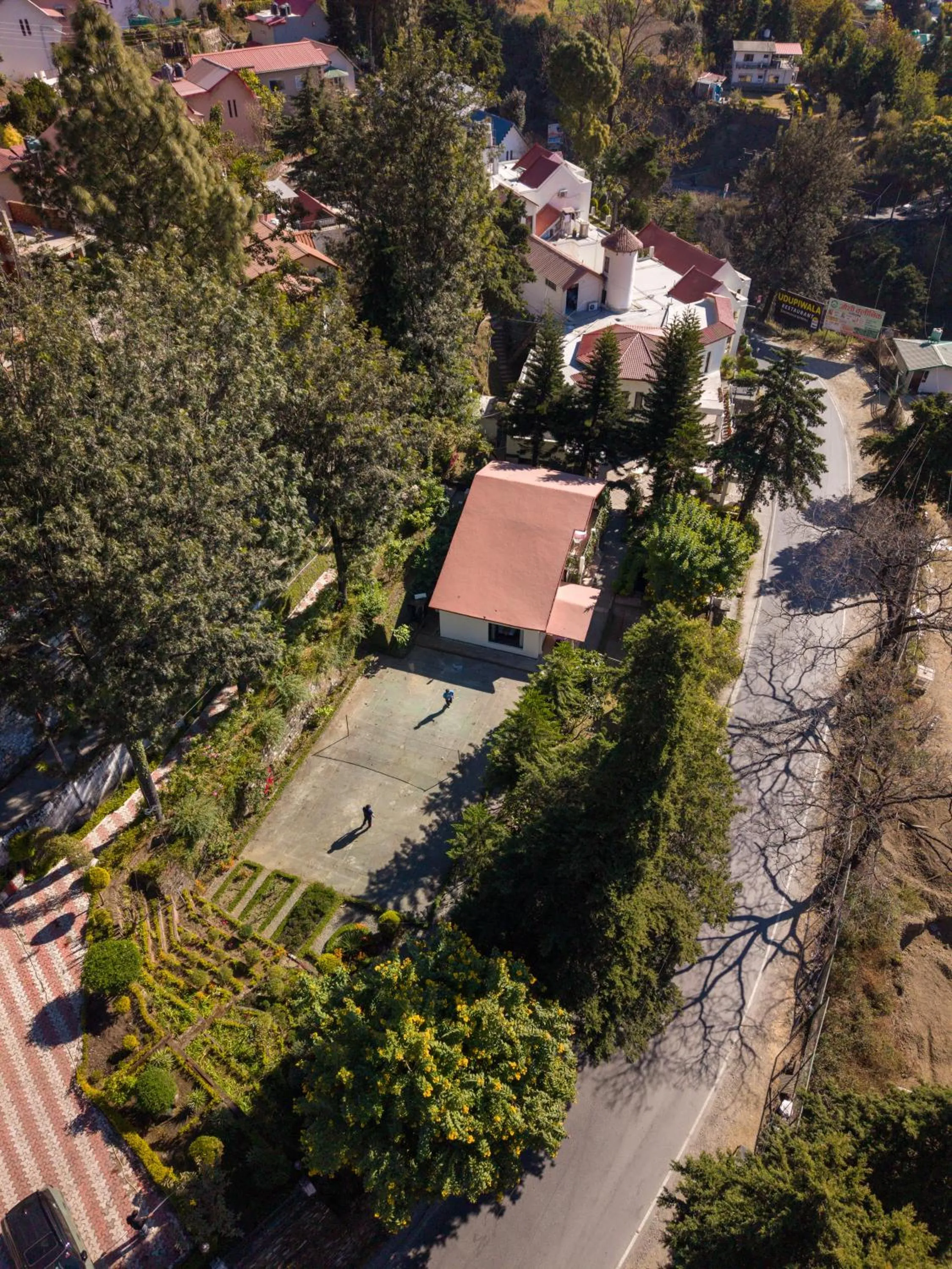 Property building in 8fold-Pinecrest By LaRiSa, Bhimtal