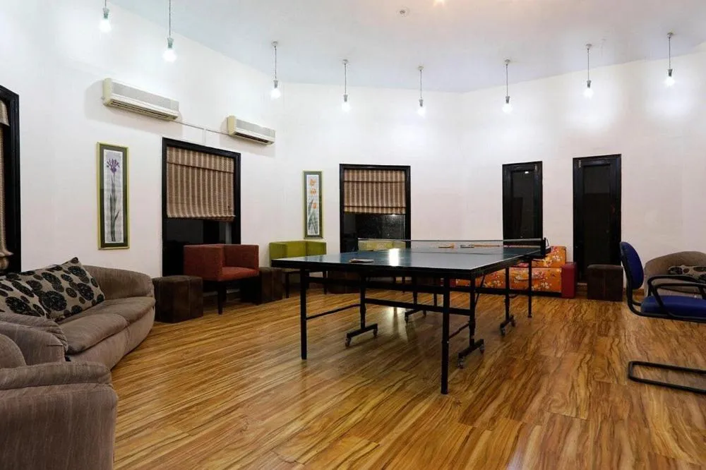 8fold-Pinecrest By LaRiSa, Bhimtal