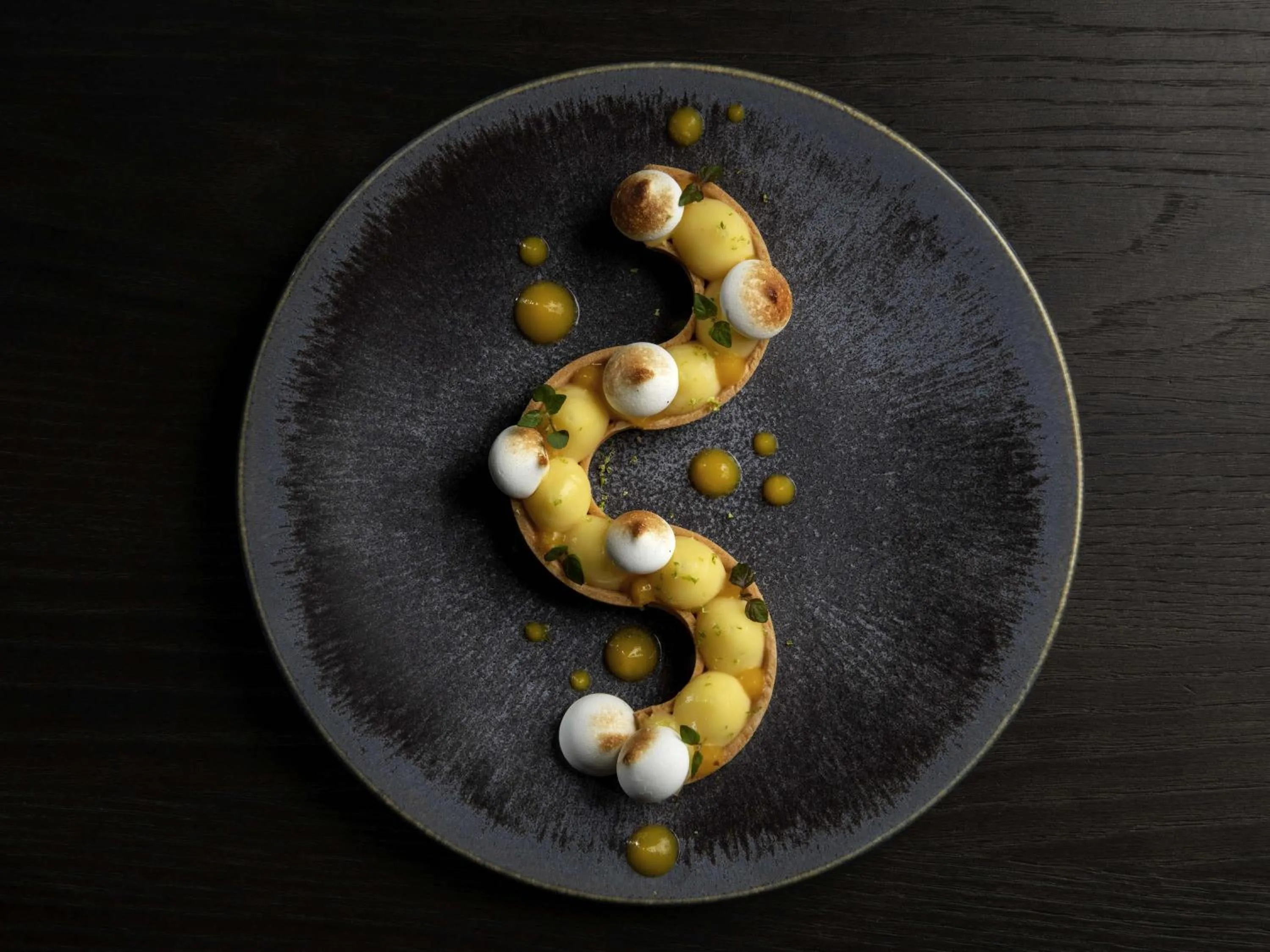 Restaurant/places to eat in Le Louis Hotel Versailles Château - MGallery Collection