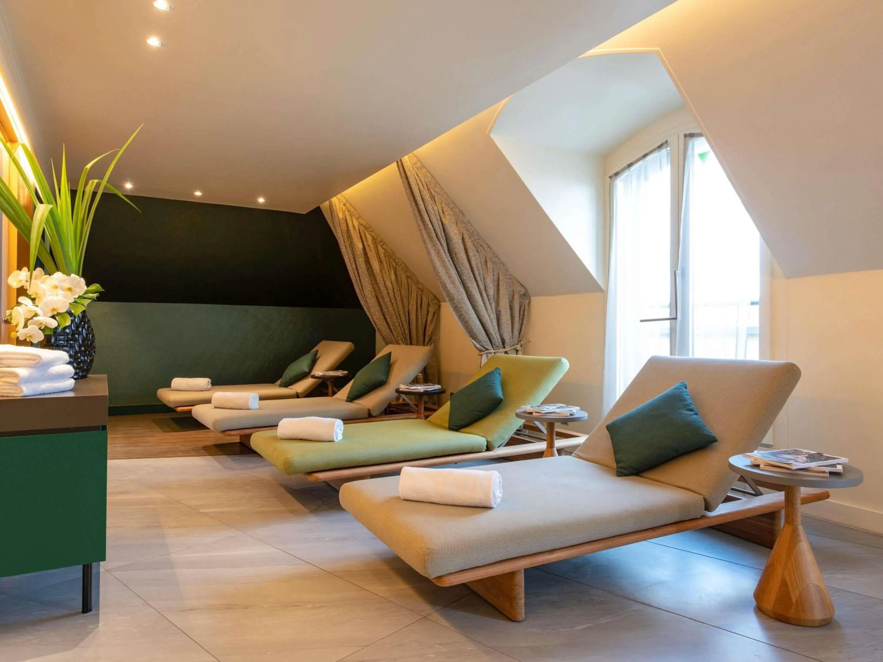 Other in Le Louis Hotel Versailles Château - MGallery Collection