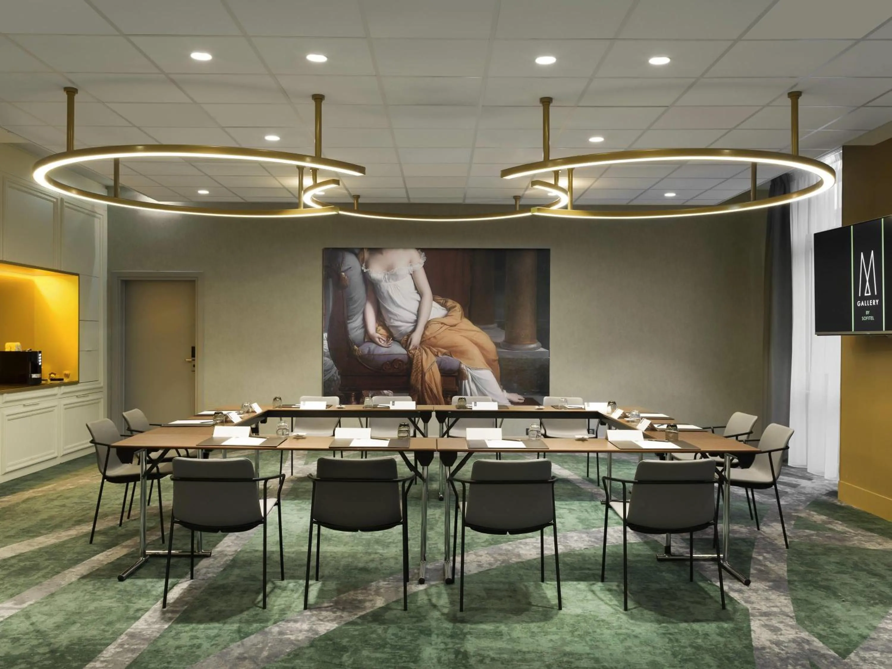 Meeting/conference room in Le Louis Hotel Versailles Château - MGallery Collection