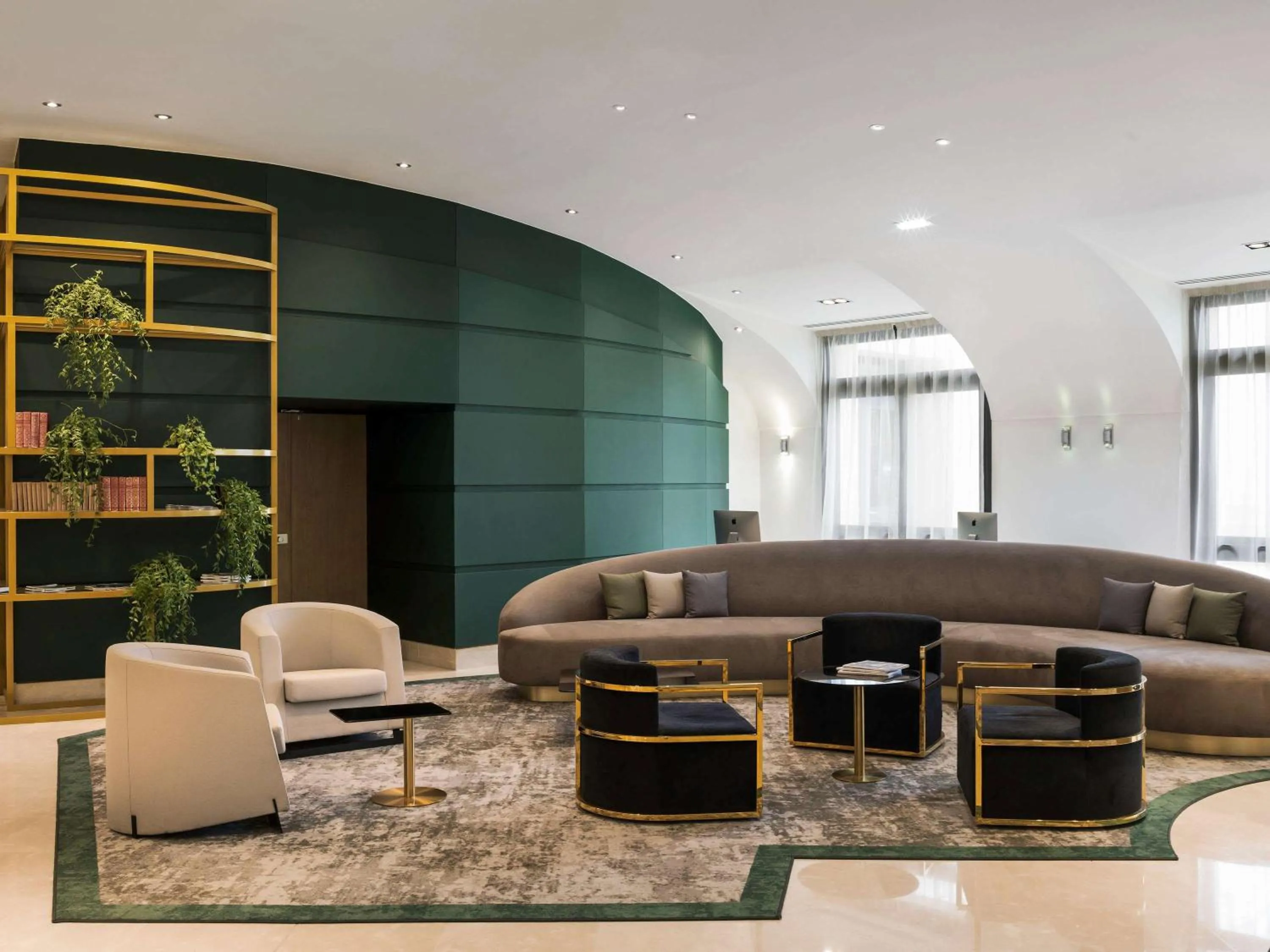 Seating area in Le Louis Hotel Versailles Château - MGallery Collection