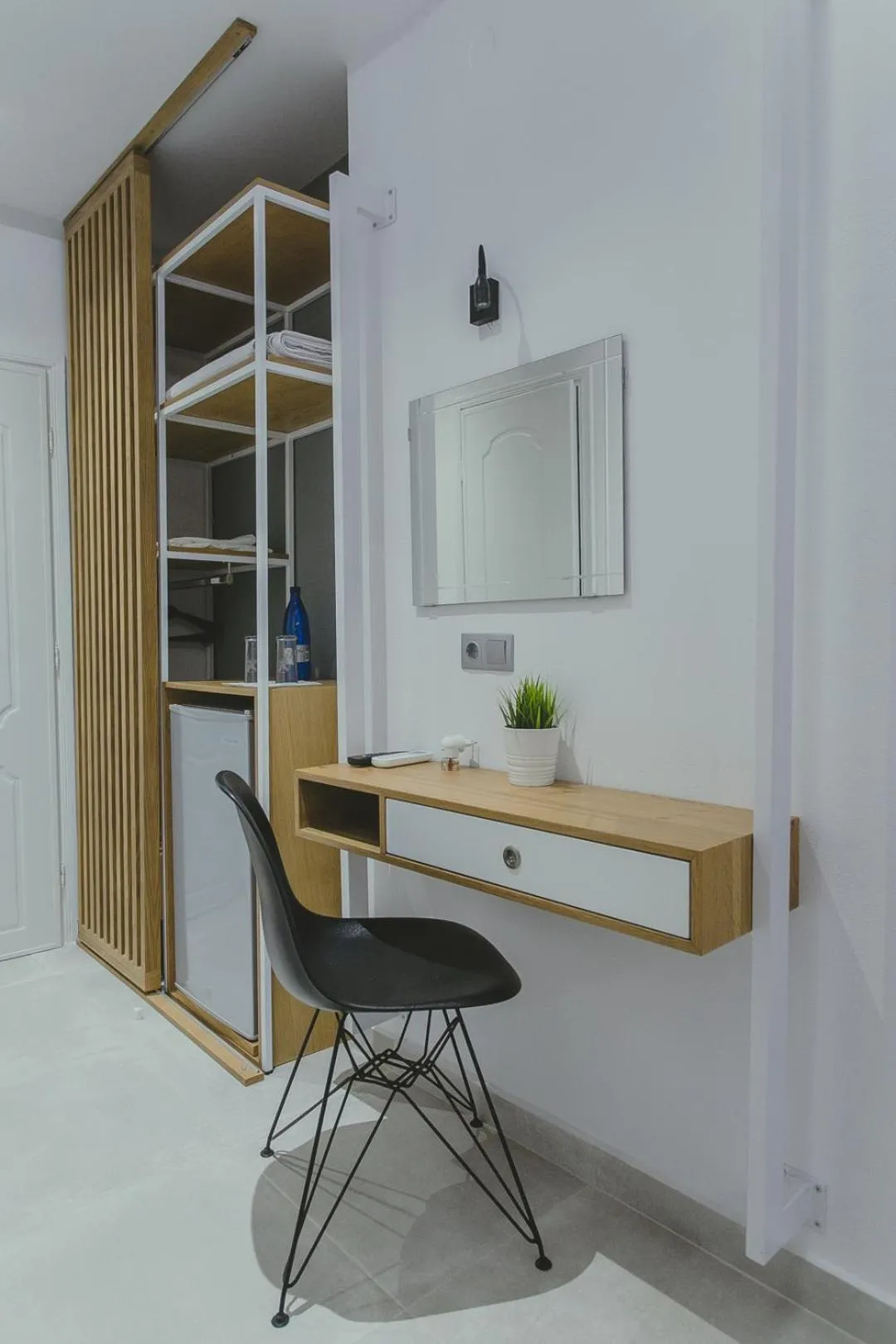 Seating area in Hotel Papagalos