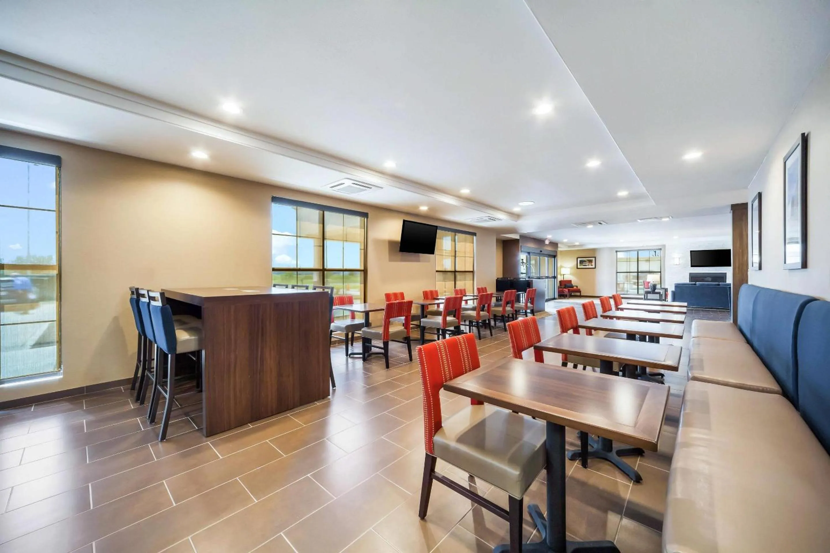 Breakfast in Comfort Inn & Suites North Platte