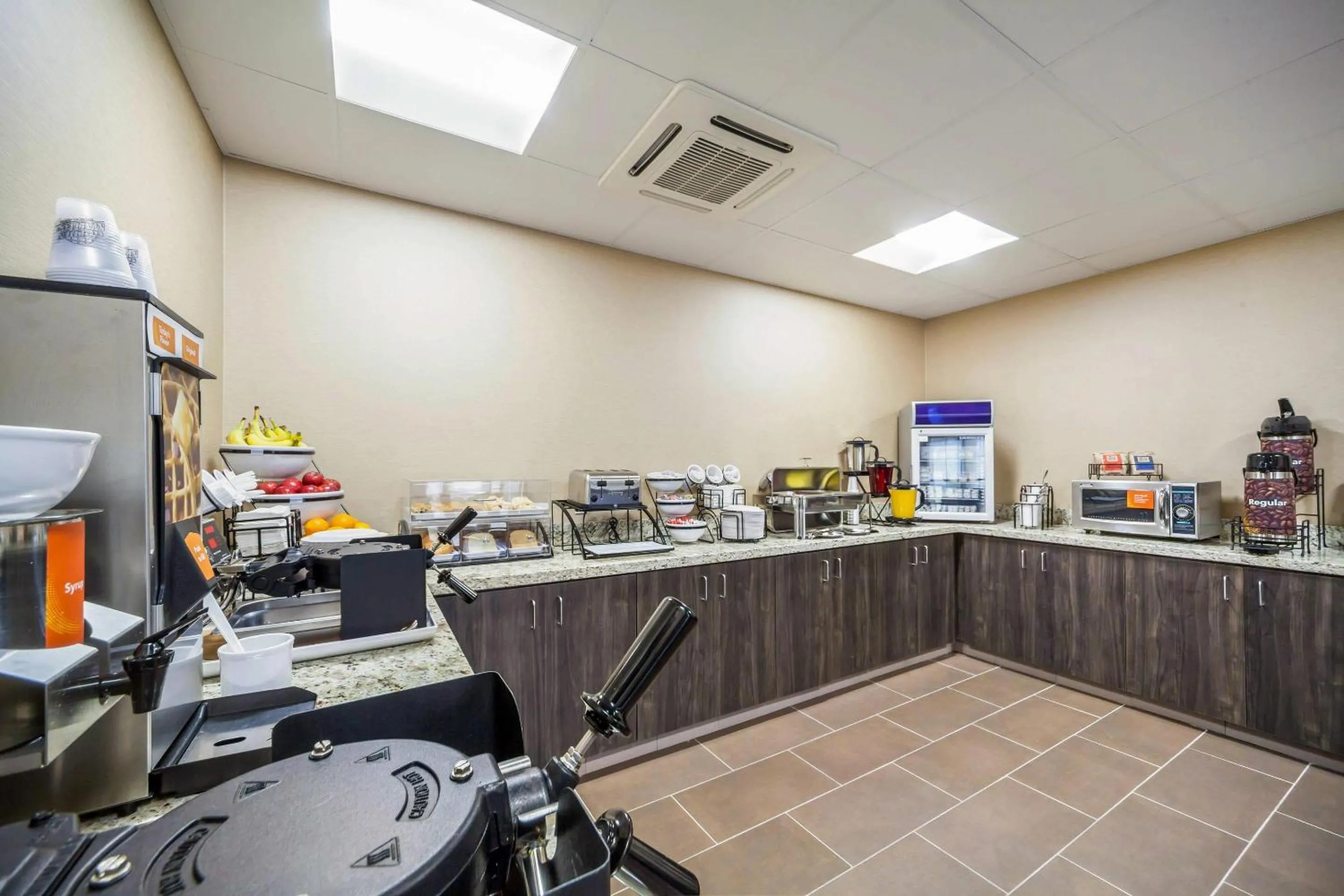 Breakfast in Comfort Inn & Suites North Platte