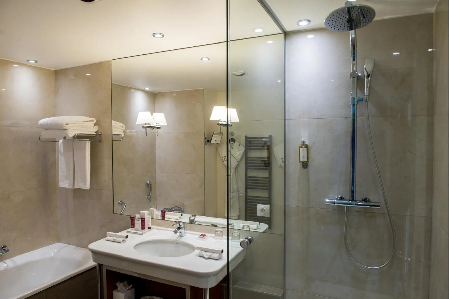 Bathroom in Impérial Palace