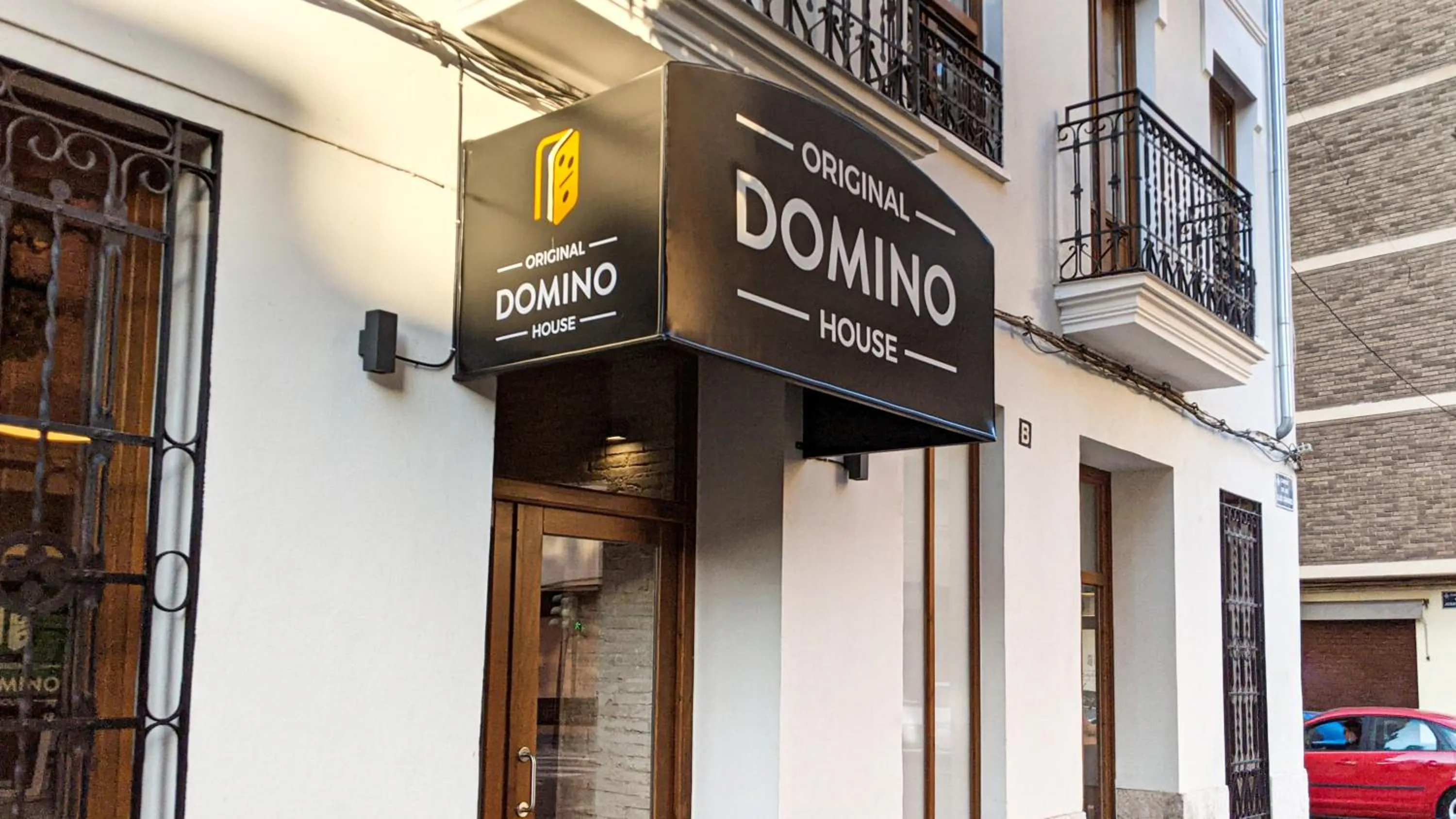 Facade/entrance in Original Domino House
