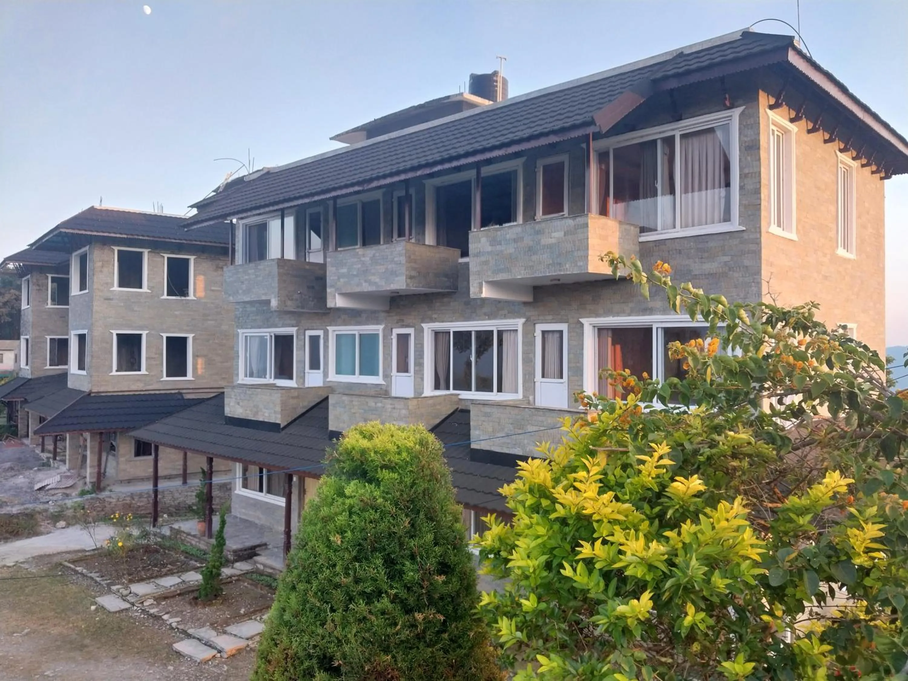 Property building in Himalayan Deurali Resort