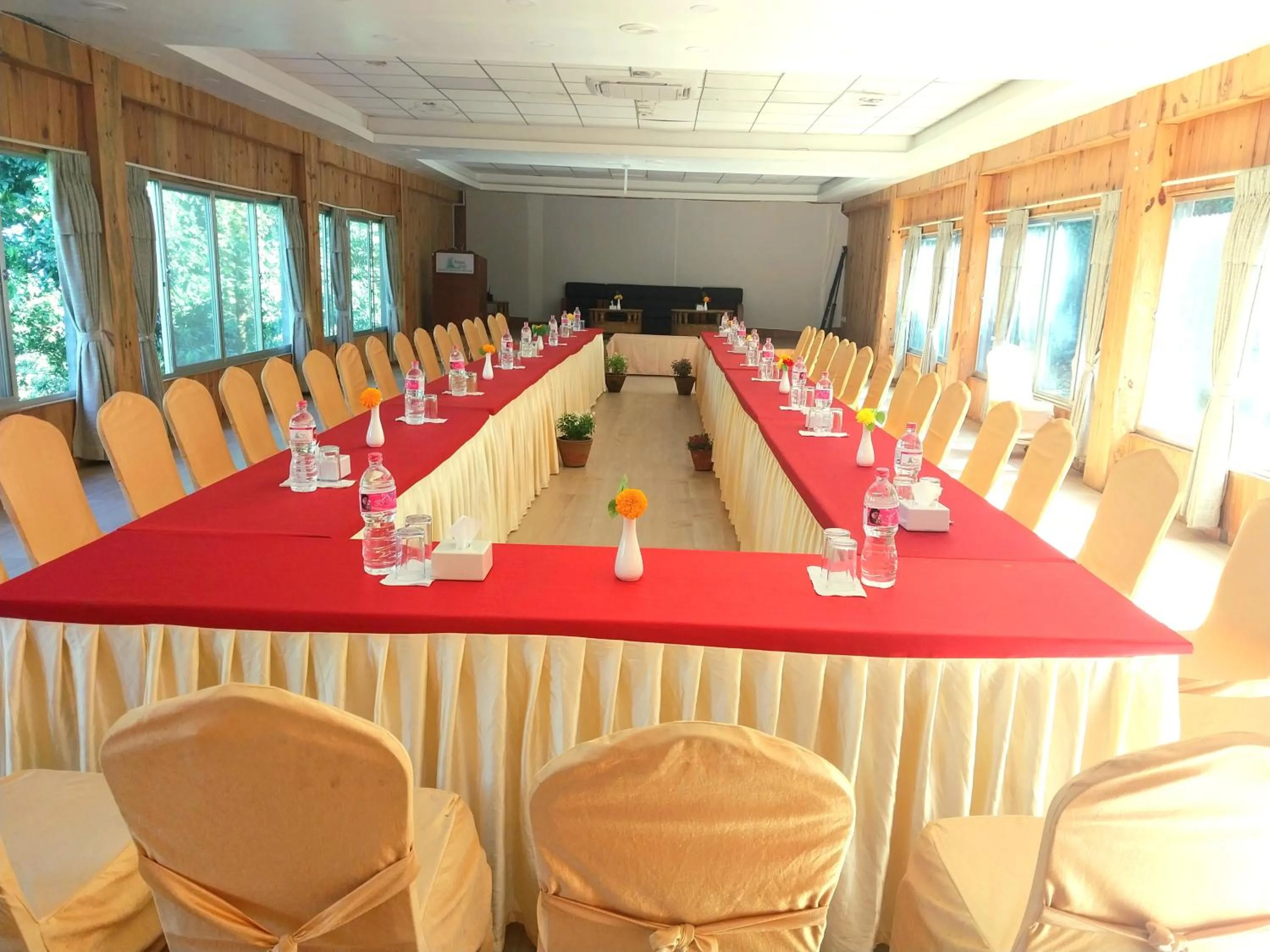 Meeting/conference room in Himalayan Deurali Resort