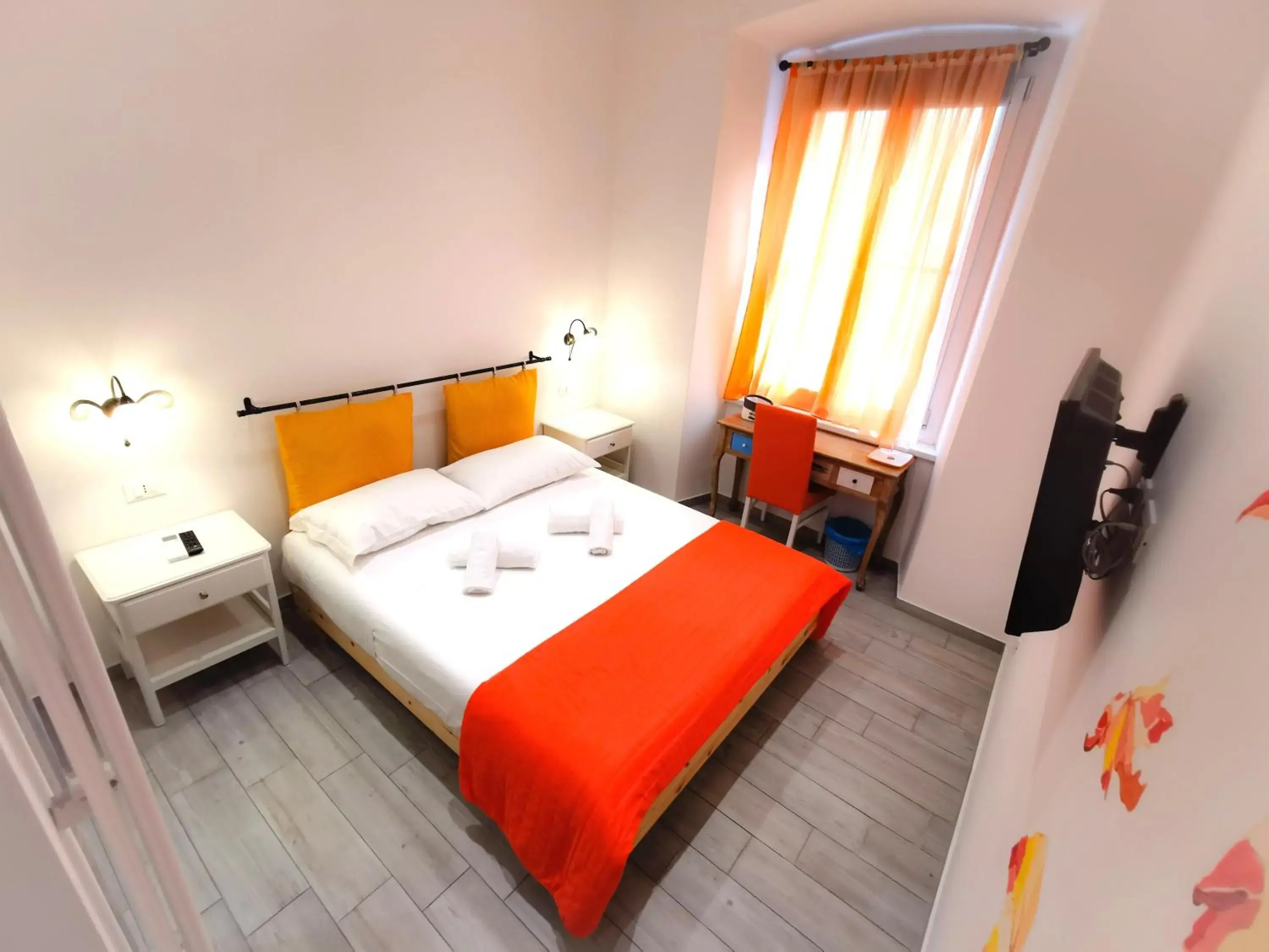 Double Room with Private Bathroom in Rossetti Rooms Double Room with Private Bathroom in Rossetti Rooms