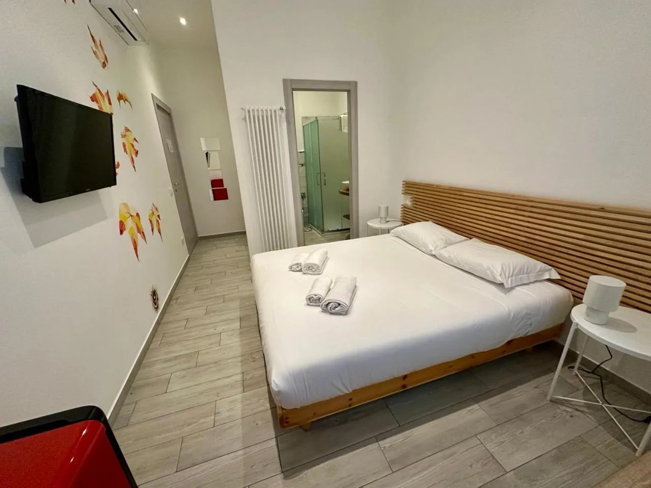 Bed in Rossetti Rooms