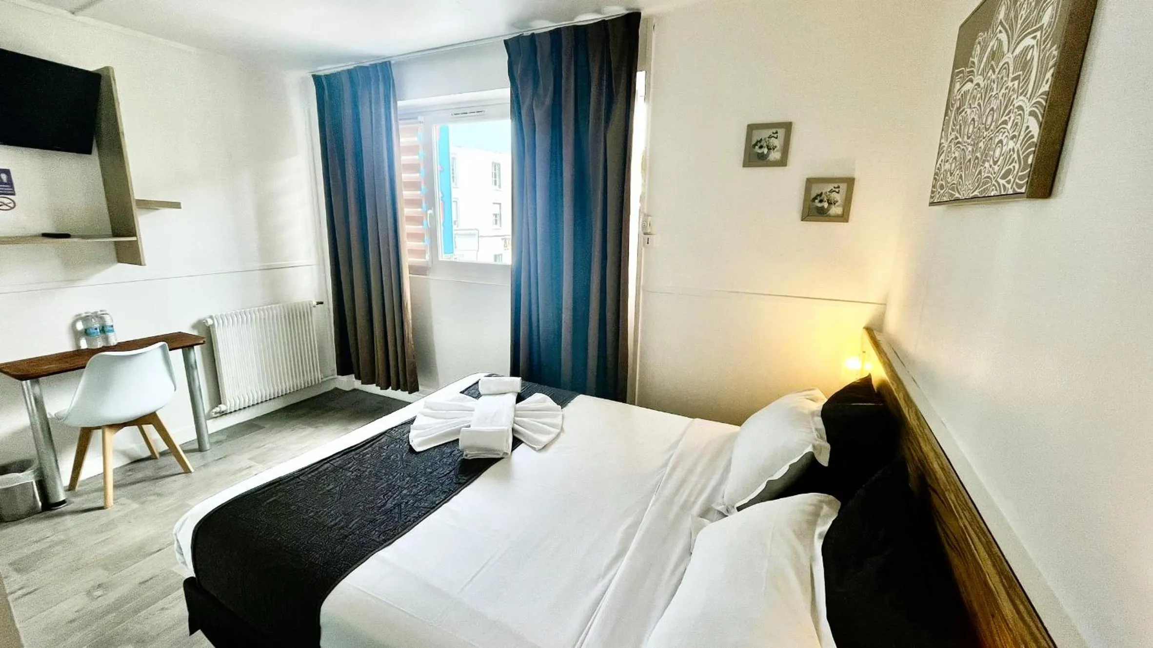 Bed in Hôtel OpalOriental