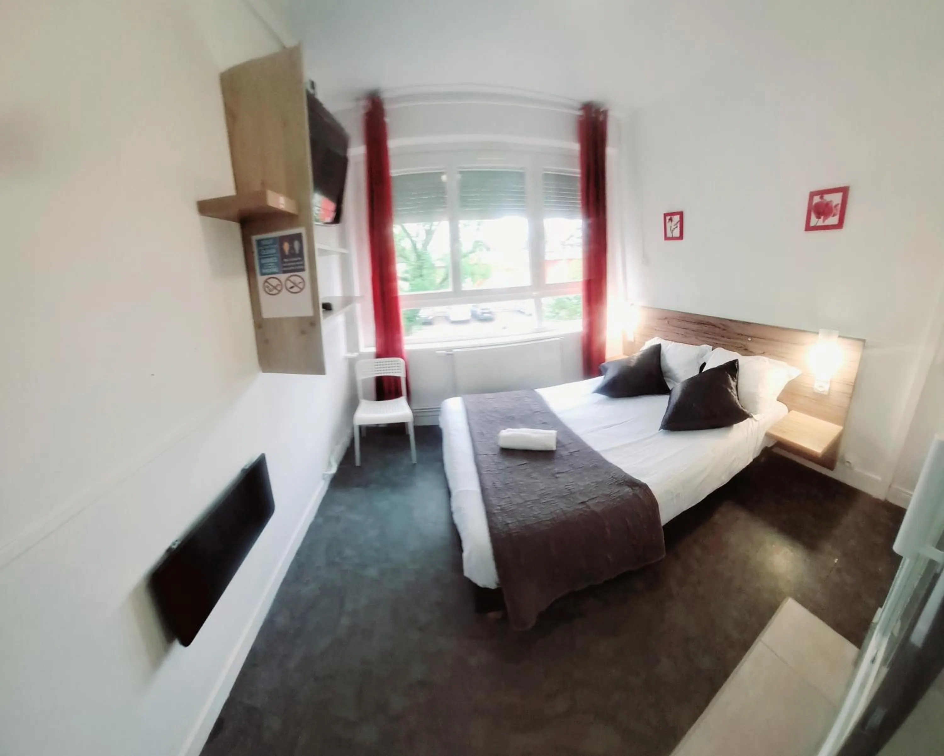 Bed in Hôtel OpalOriental