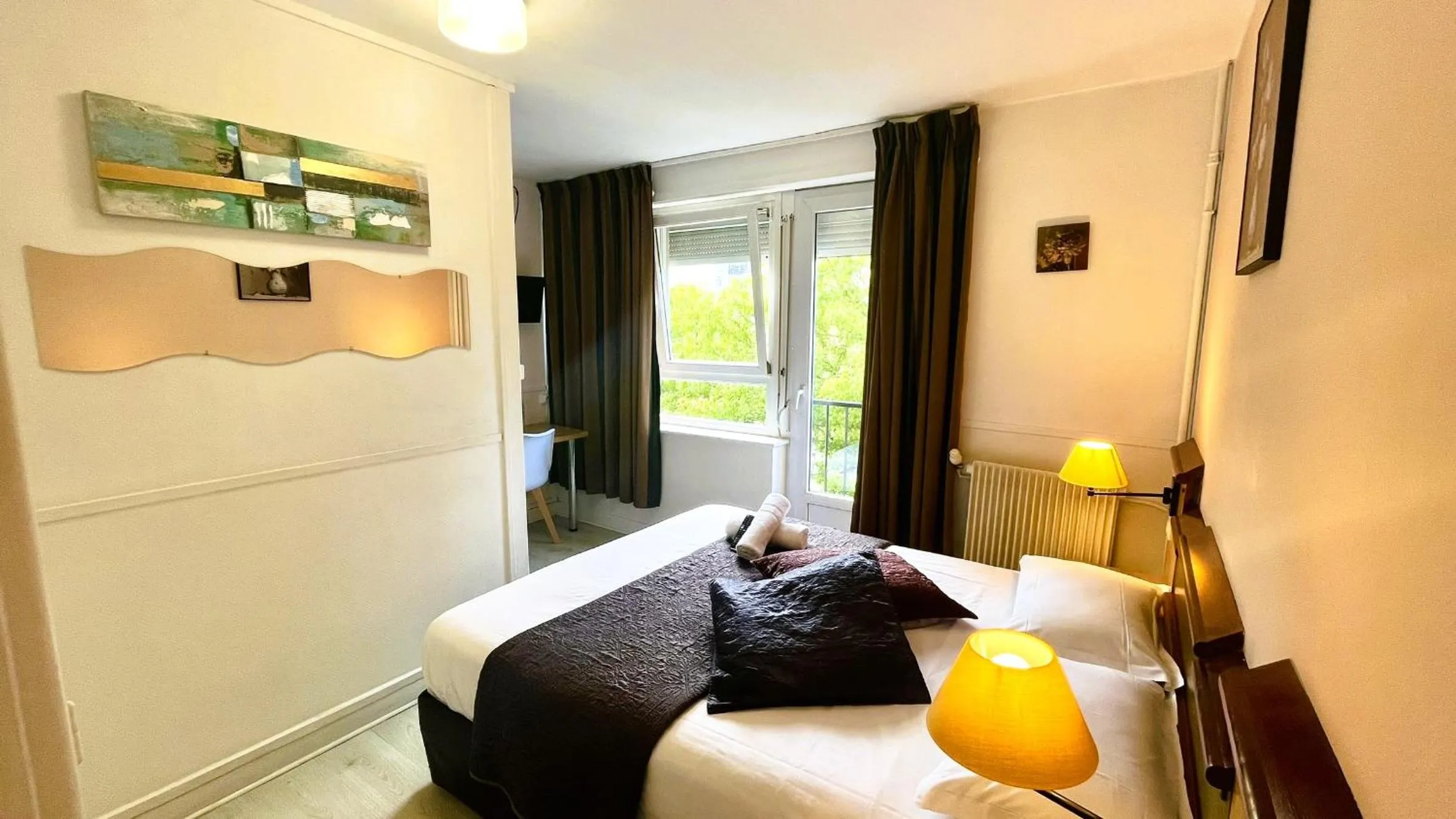 Bed in Hôtel OpalOriental