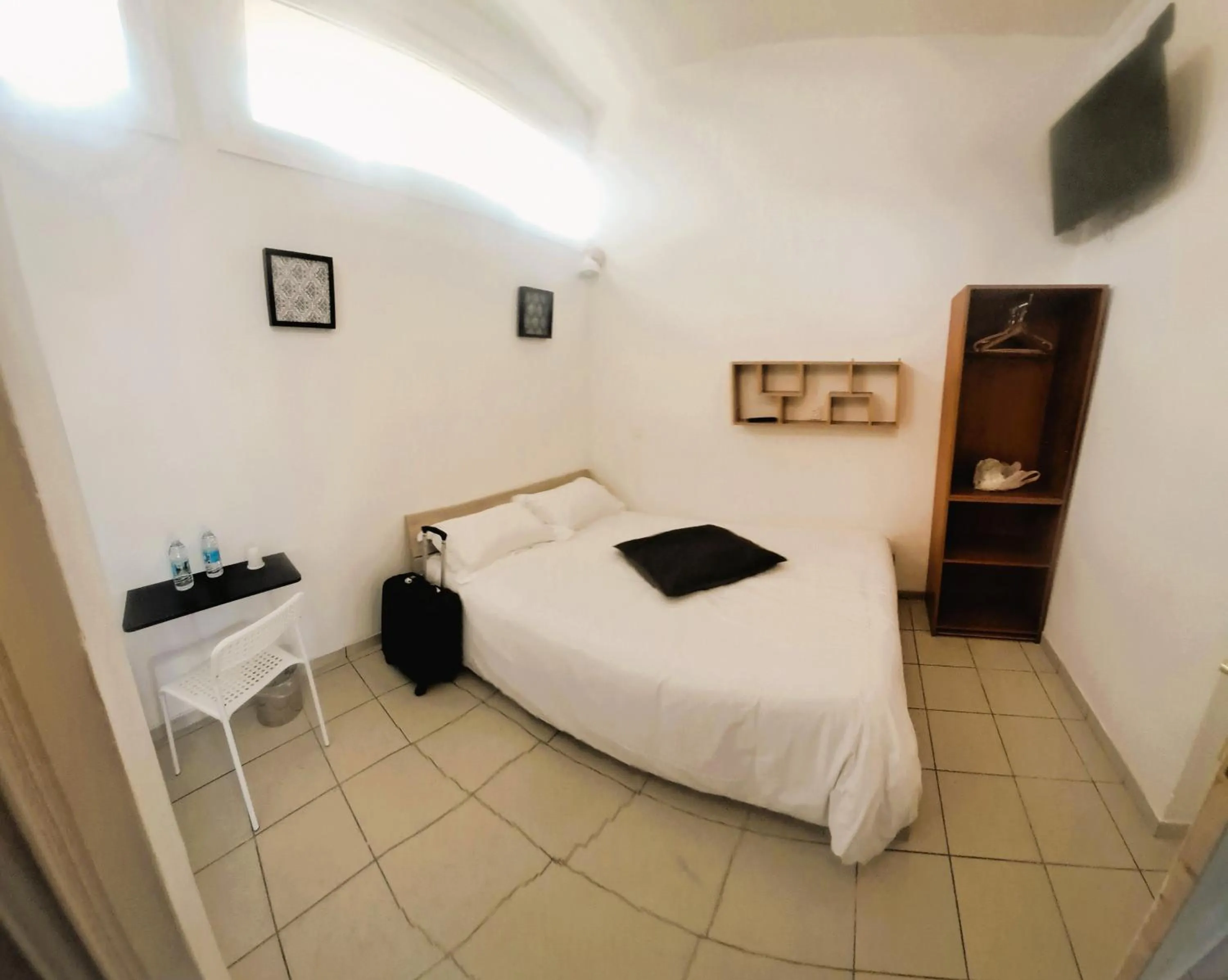 Bed in Hôtel OpalOriental