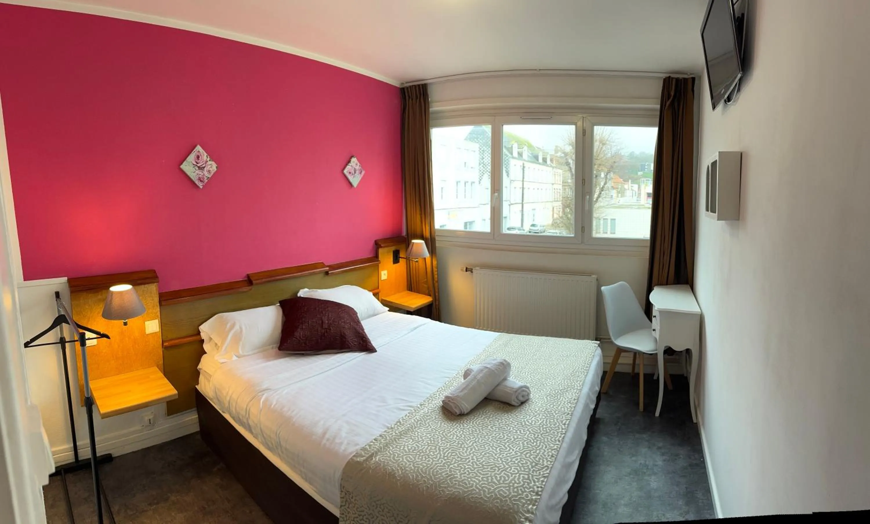 Bed in Hôtel OpalOriental Boulogne Sur Mer - gare ville et centre