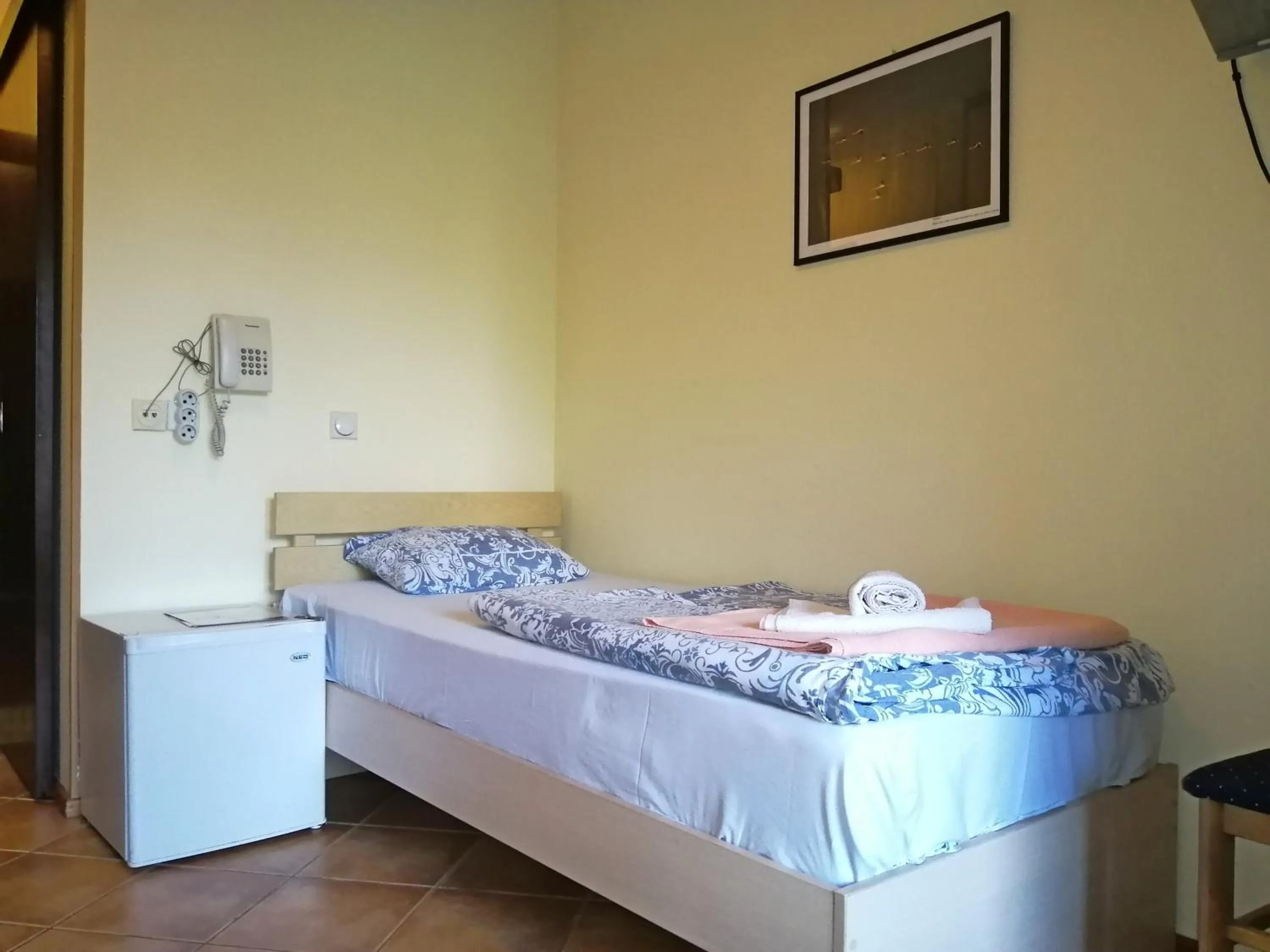 Bedroom, Bed in Hotel Pelikan