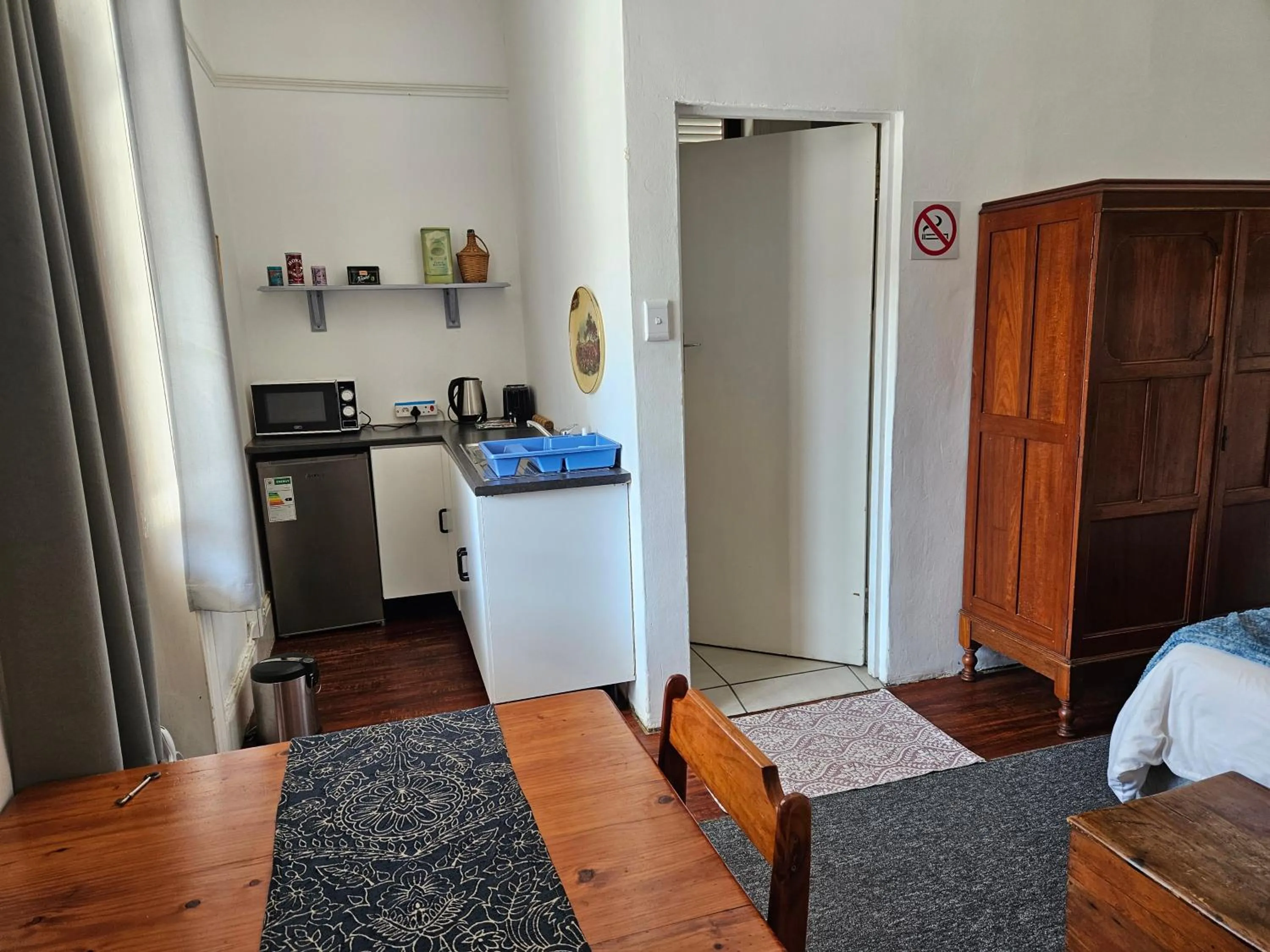 Photo of the whole room in Kelkiewyn Guesthouse Caledon