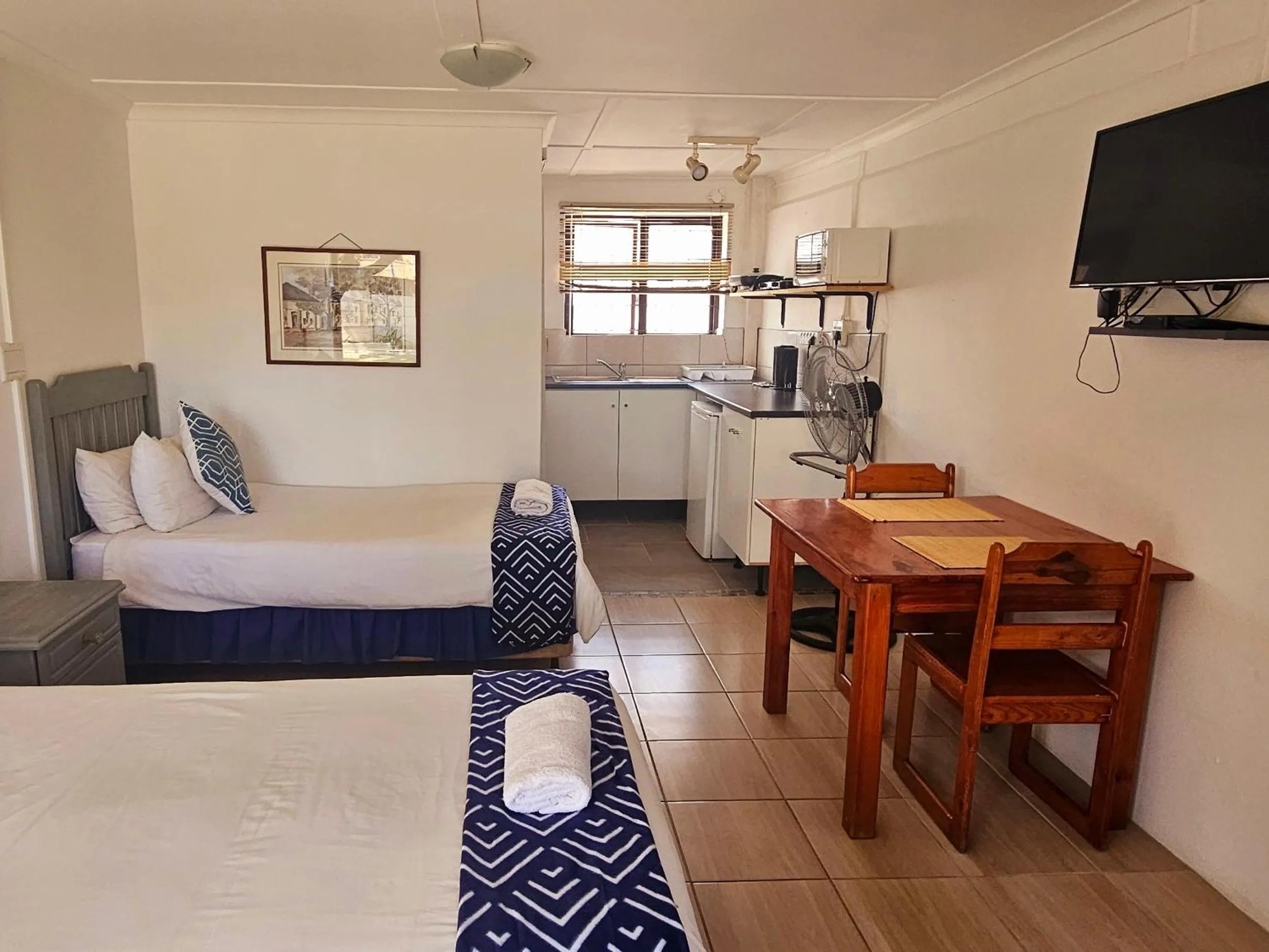 Bedroom, Bed in Kelkiewyn Guesthouse Caledon