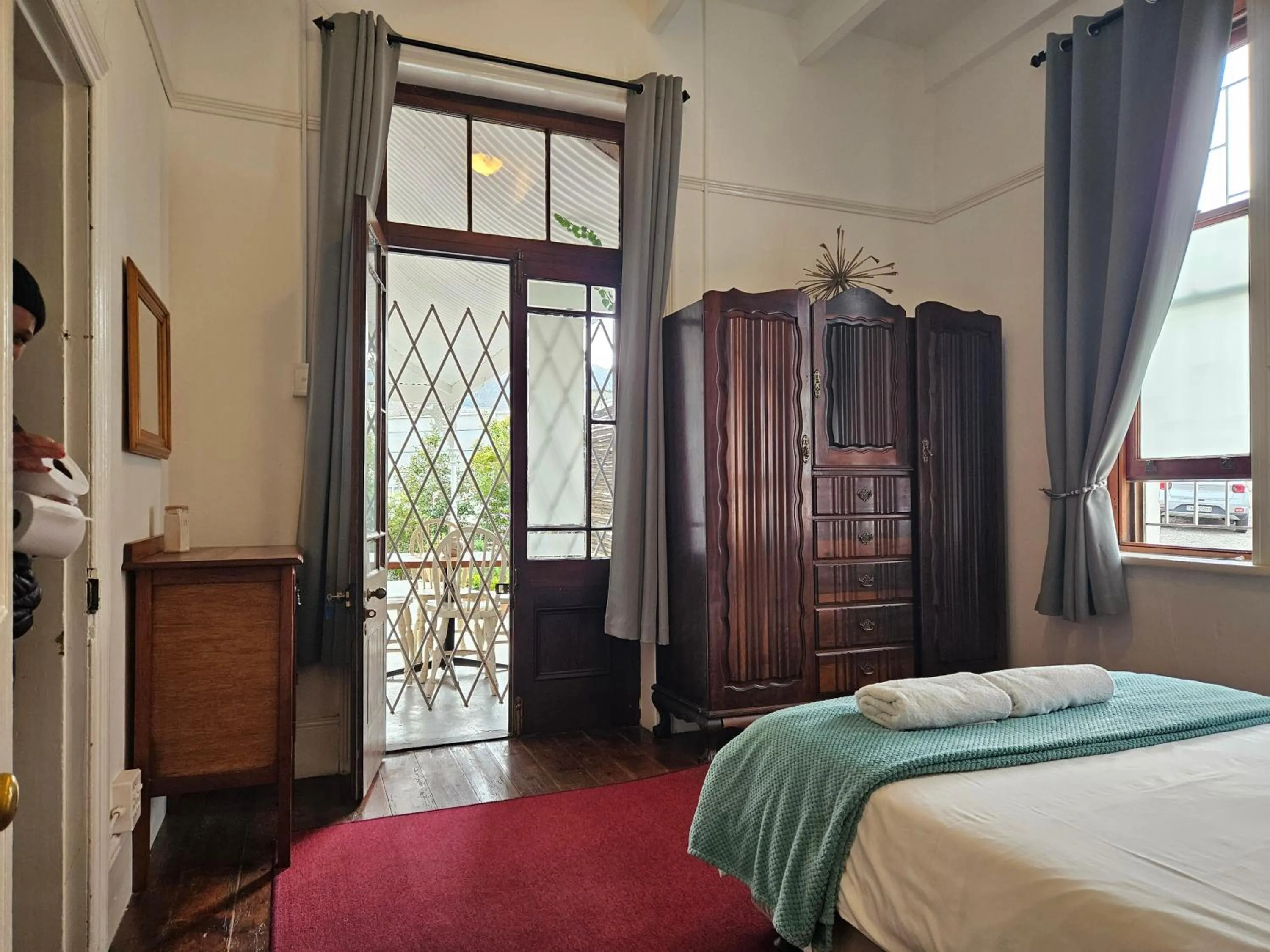 Bed in Kelkiewyn Guesthouse Caledon