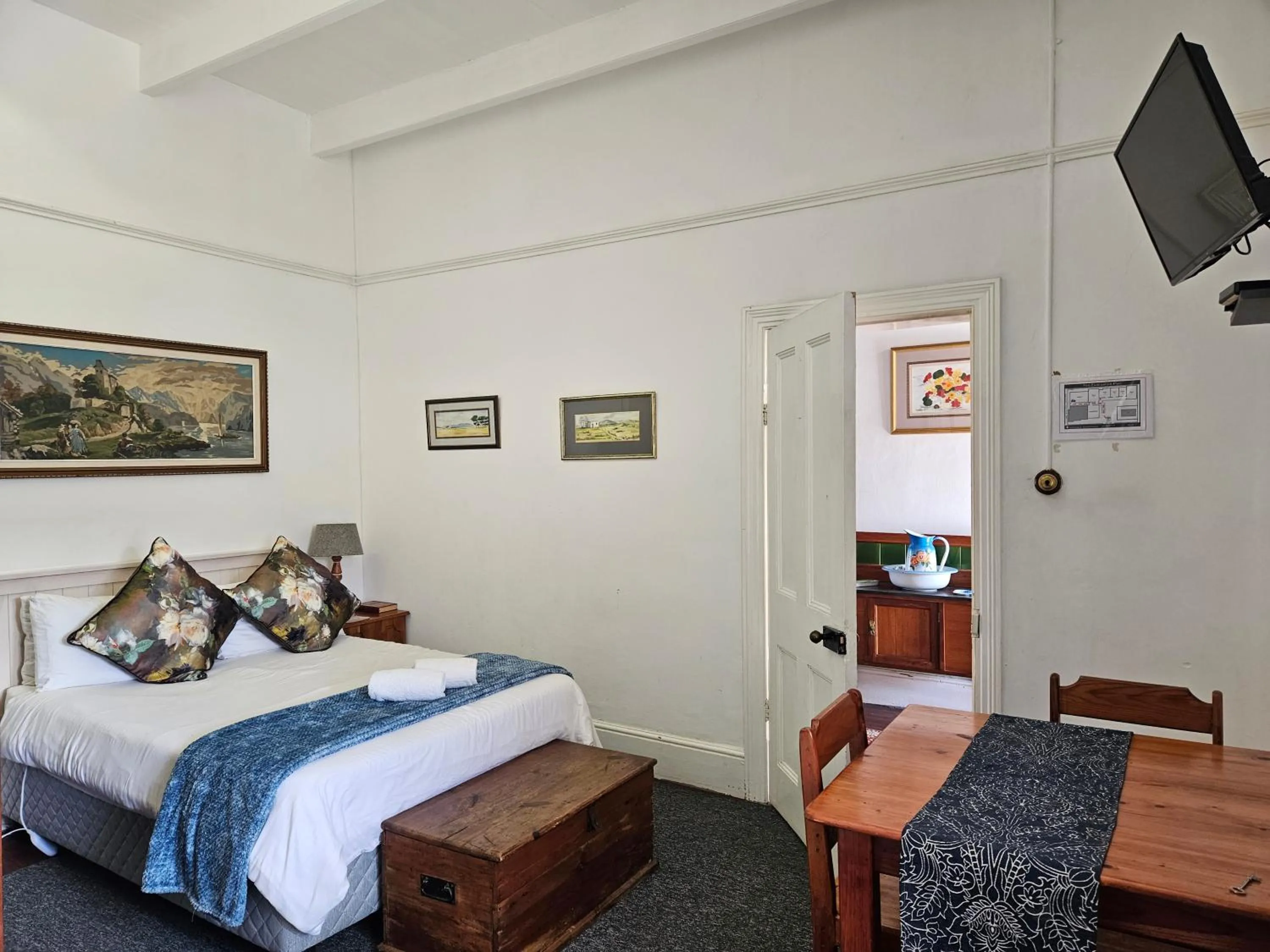 Bedroom, Bed in Kelkiewyn Guesthouse Caledon