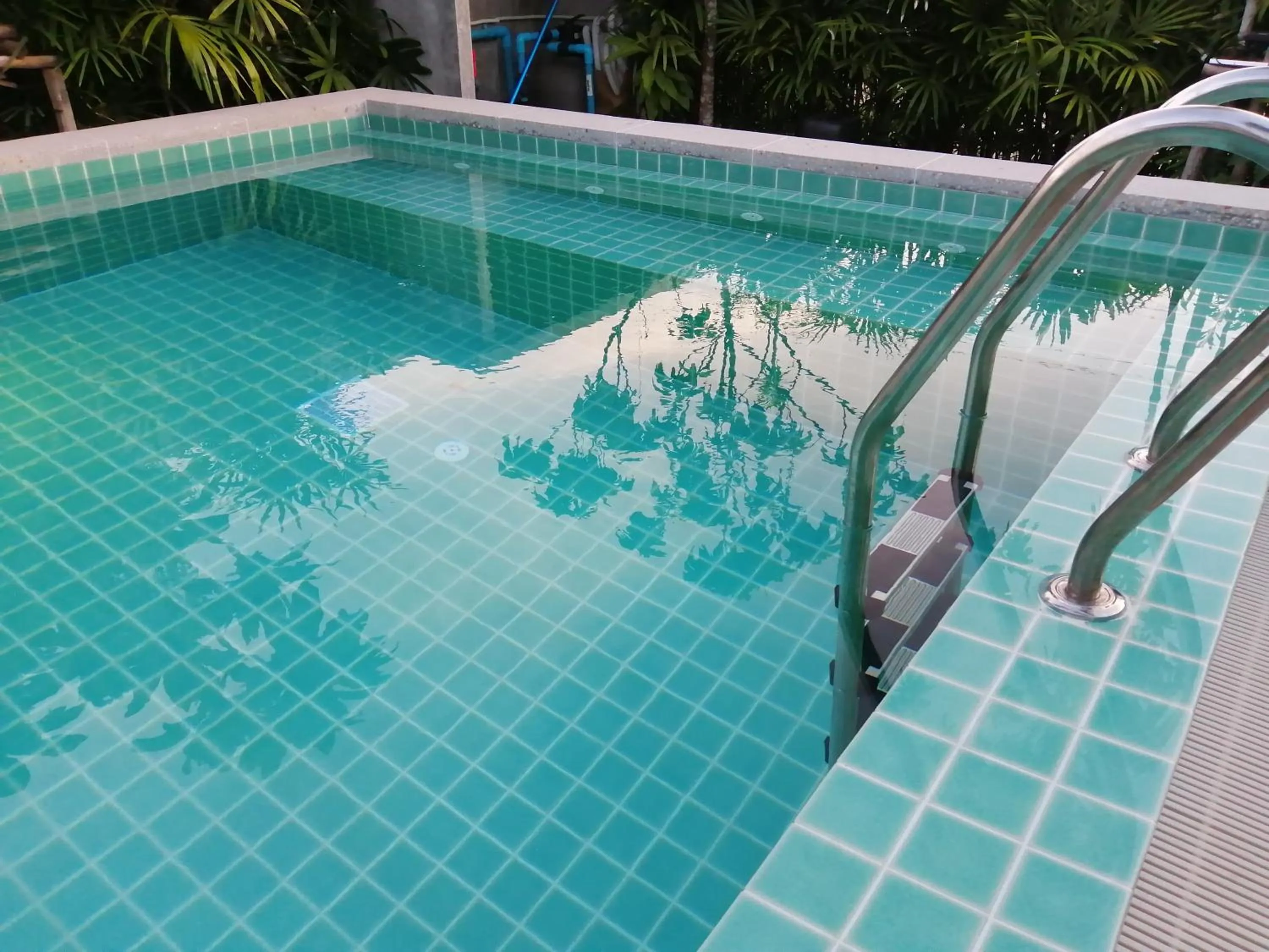 Pool view in JR Place