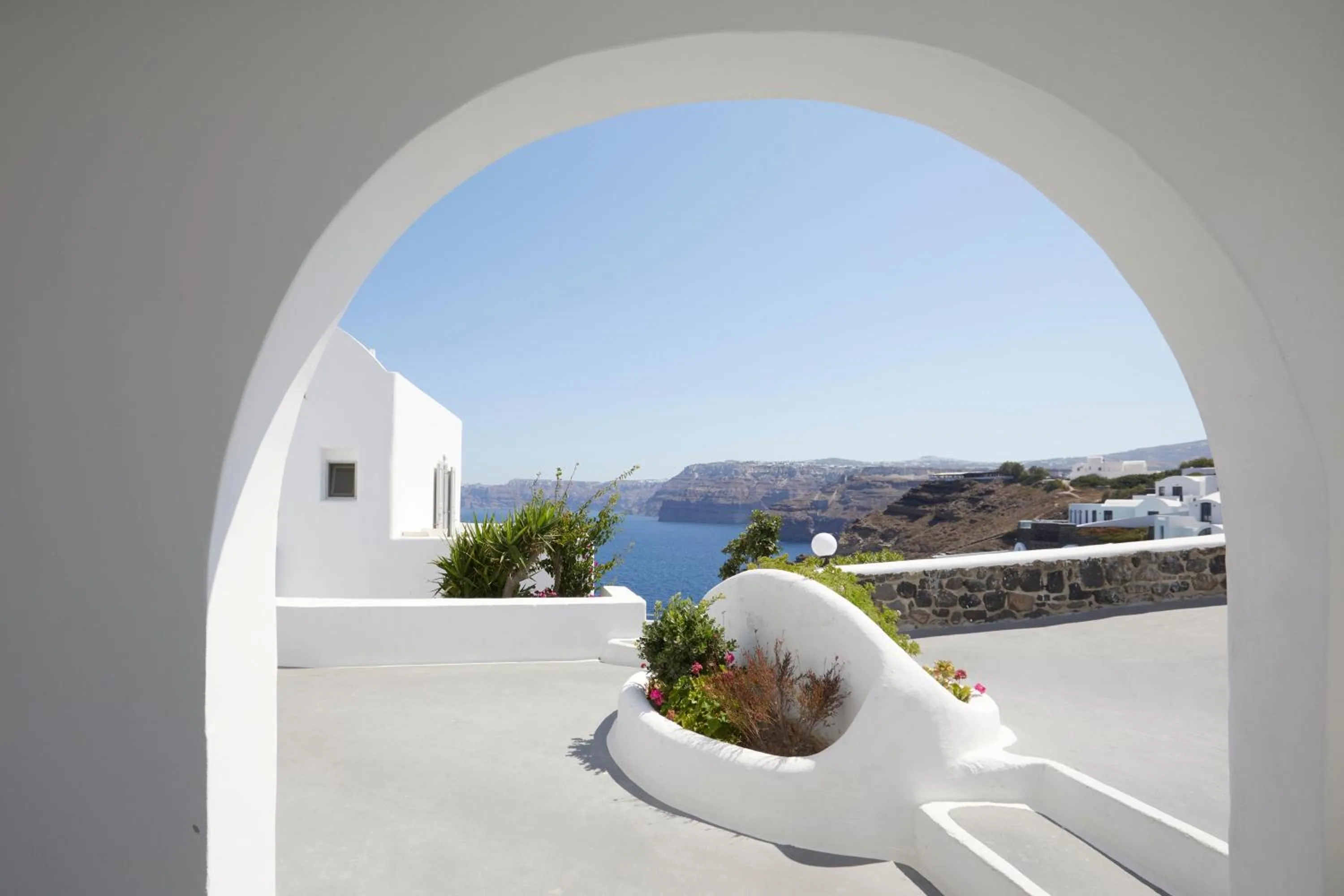 Photo of the whole room in Santorini View