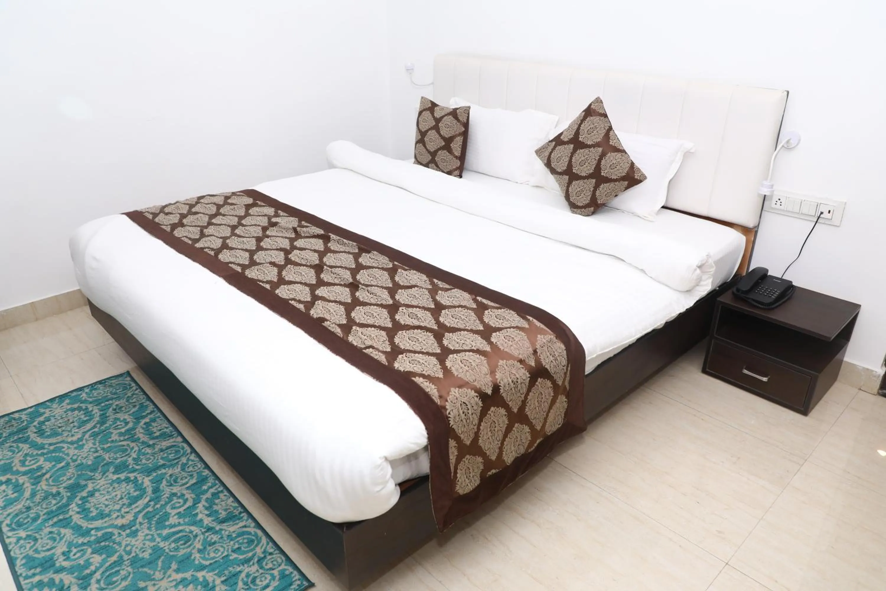 Bed in Satkar Retreat - Udaipur