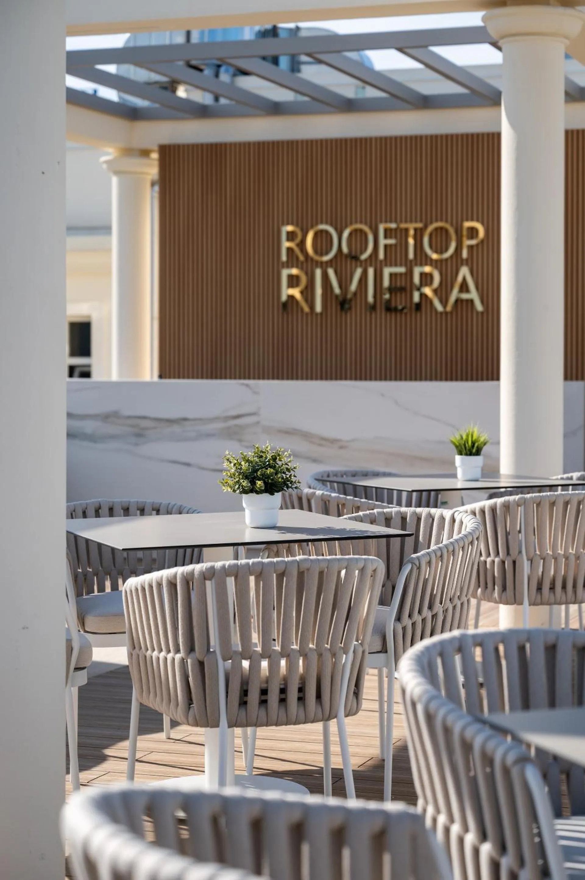 Seating area in Hotel Riviera