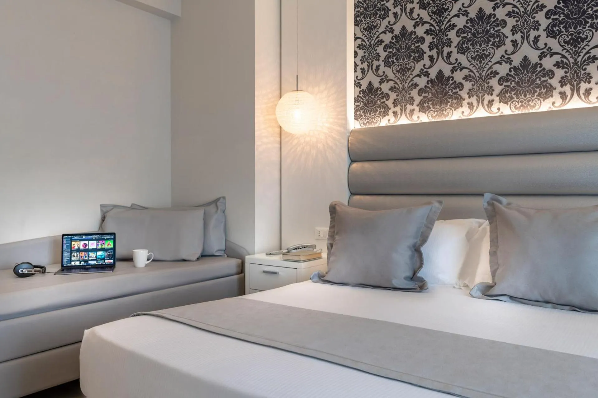 Bed in Hotel Riviera