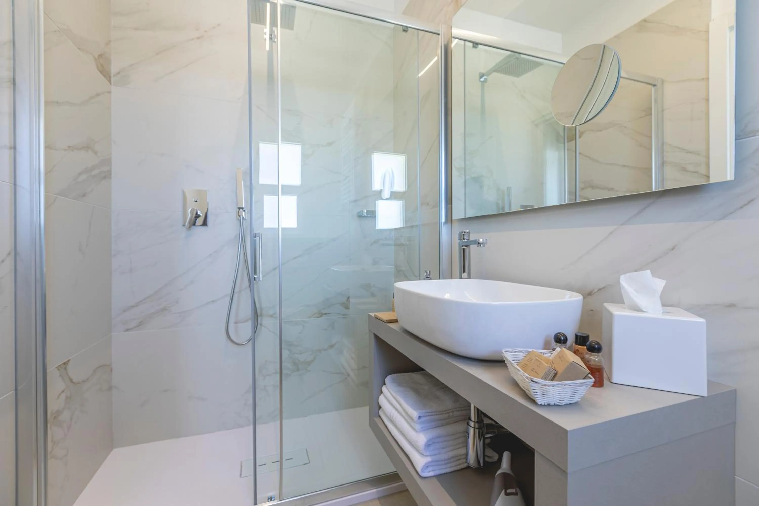 Bathroom in Hotel Riviera