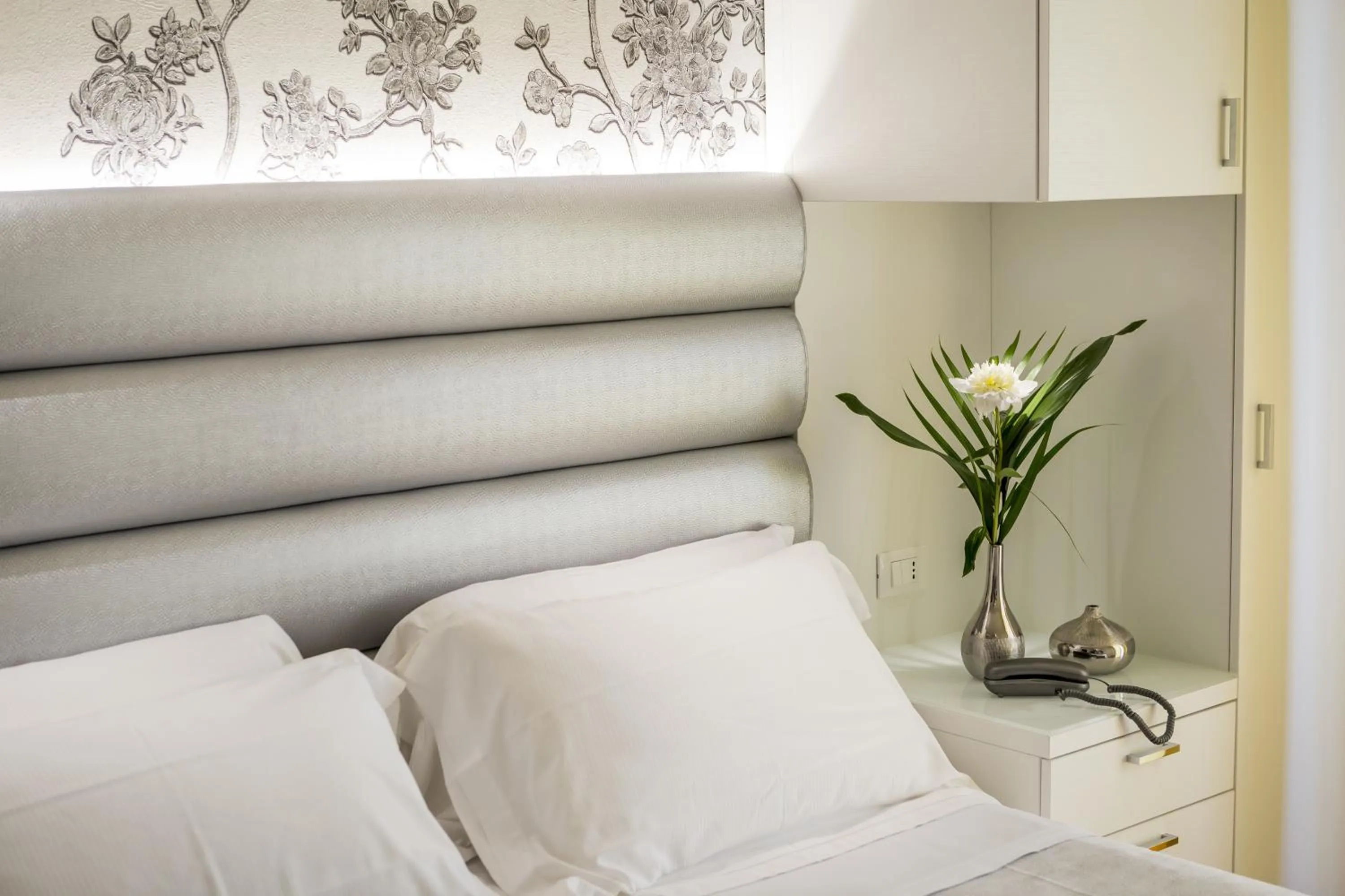 Bedroom, Bed in Hotel Riviera