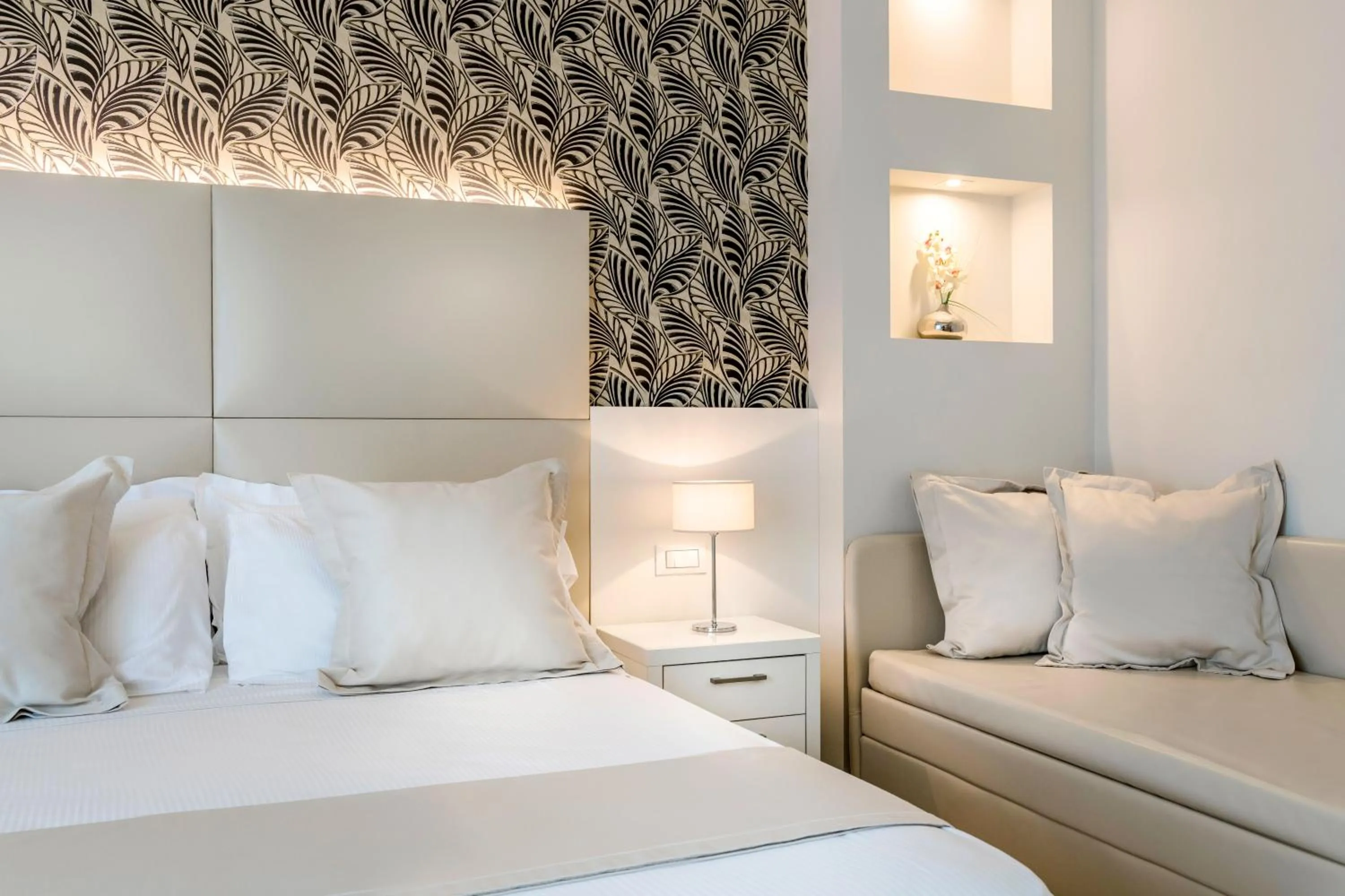 Bedroom, Bed in Hotel Riviera