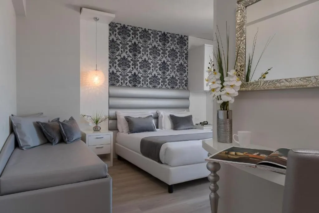 Bedroom, Bed in Hotel Riviera