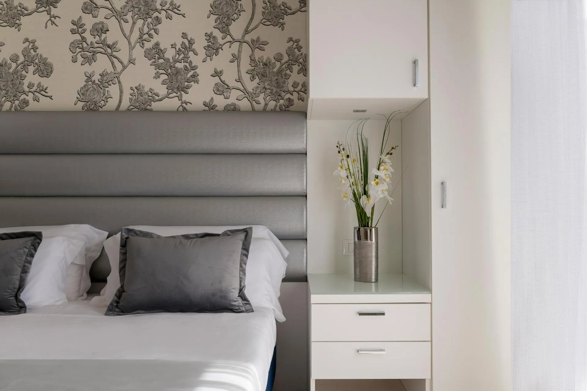 Bedroom, Bed in Hotel Riviera