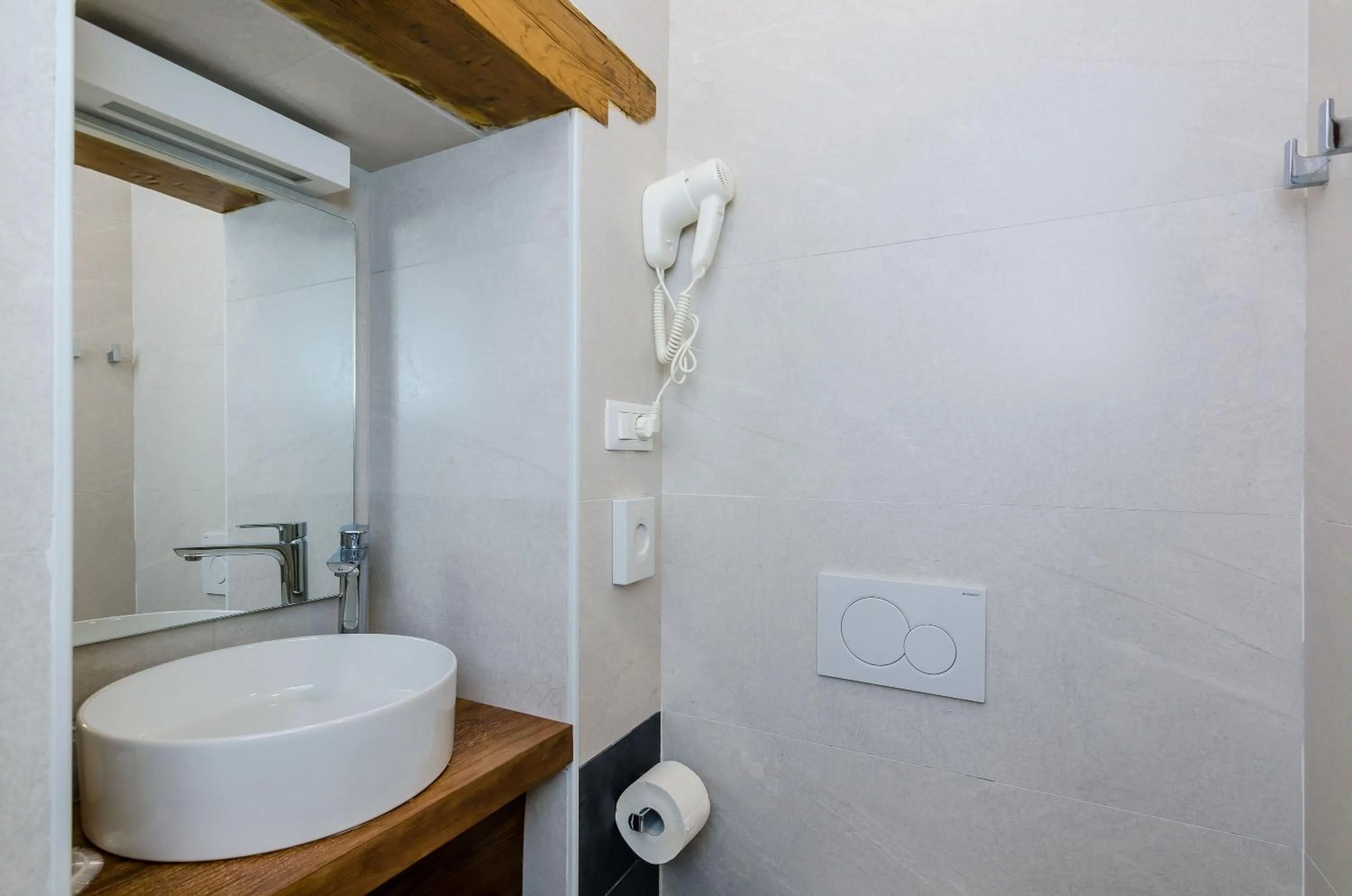 Bathroom in Leonarda Baroque House - Old Town