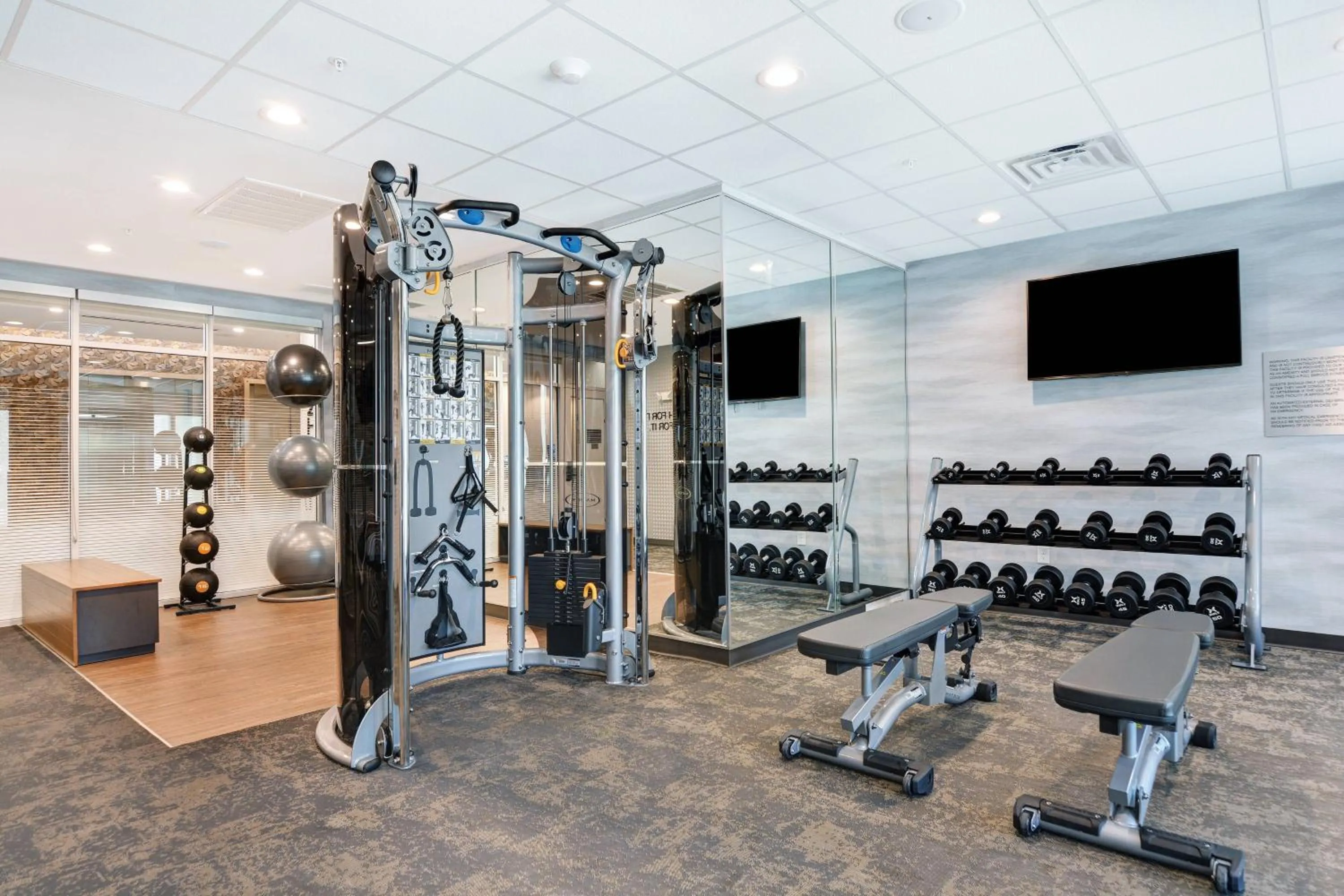 Fitness centre/facilities in Fairfield Inn & Suites by Marriott Houston NASA/Webster