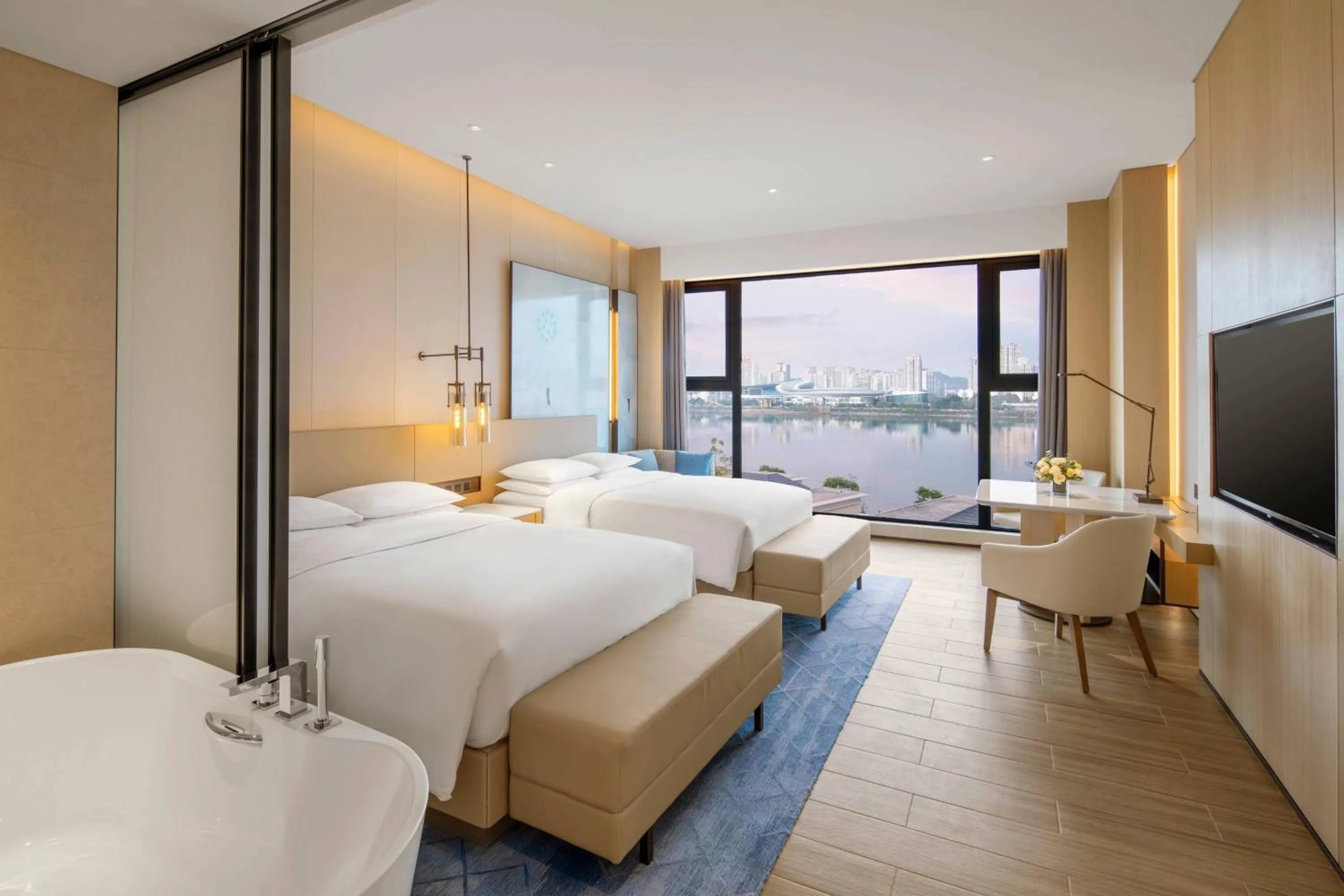 Photo of the whole room, Bed in Suining Marriott Hotel