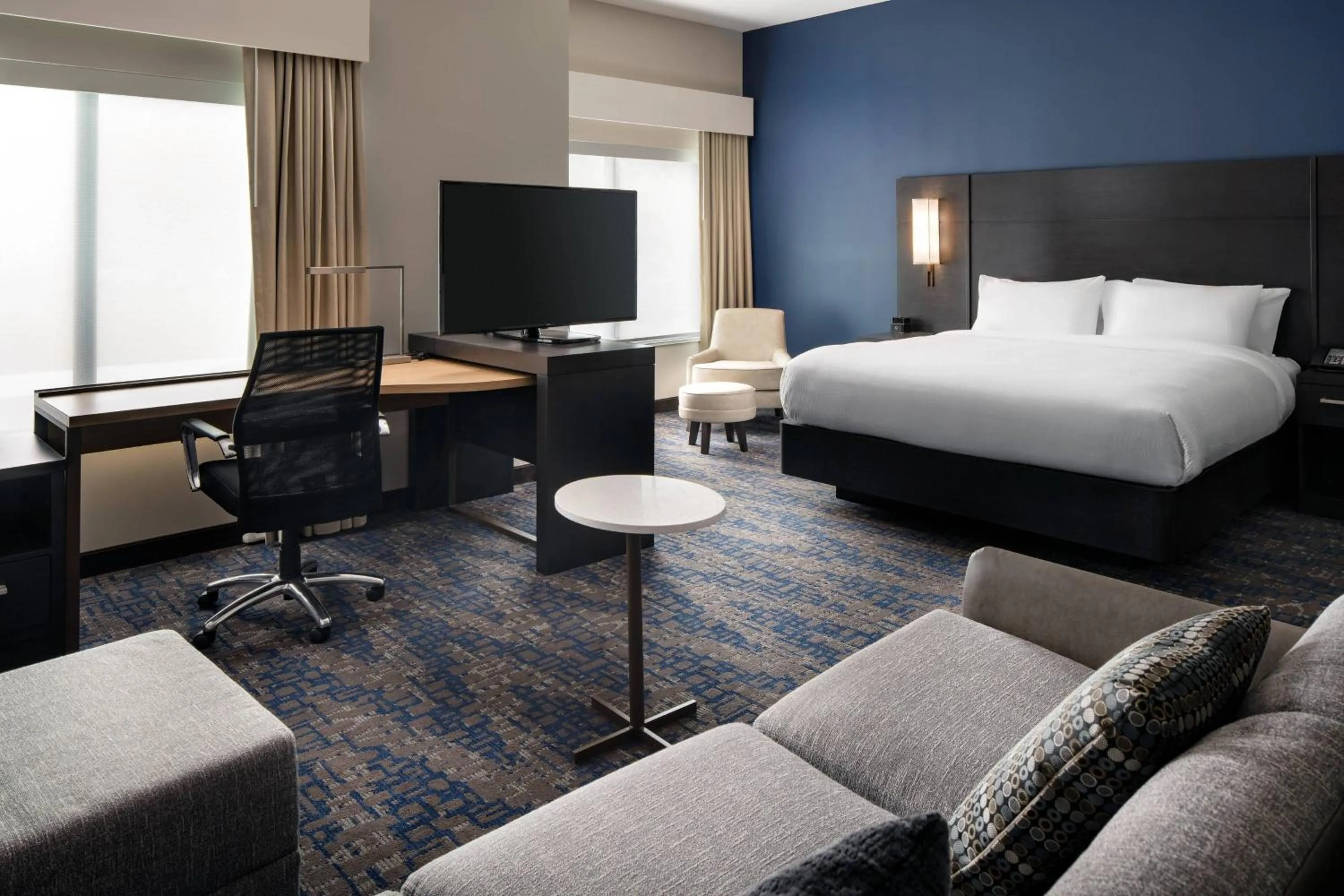 Photo of the whole room, Bed in Residence Inn by Marriott Scottsdale Salt River