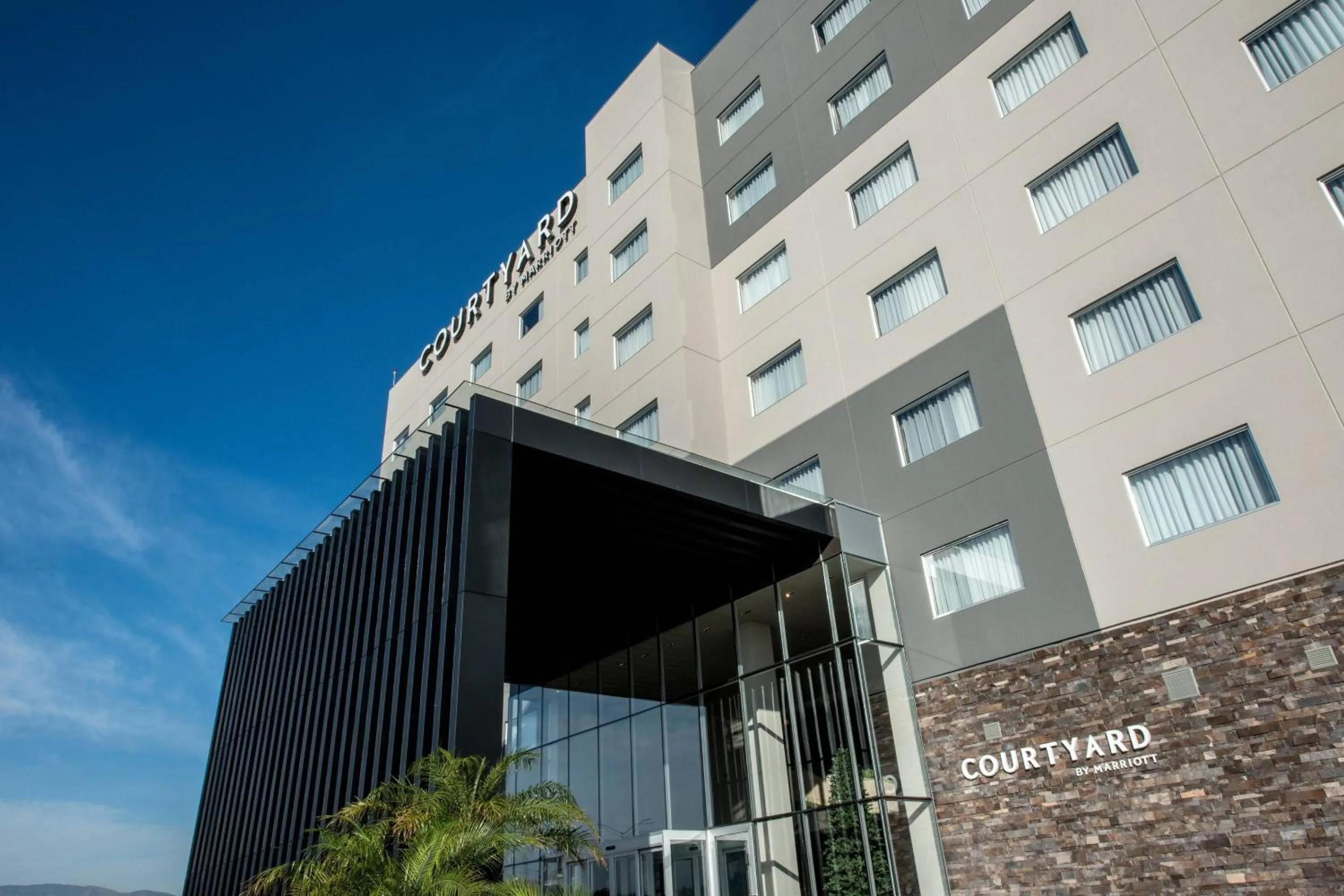 Property building in Courtyard by Marriott San Luis Potosi, Los Lagos