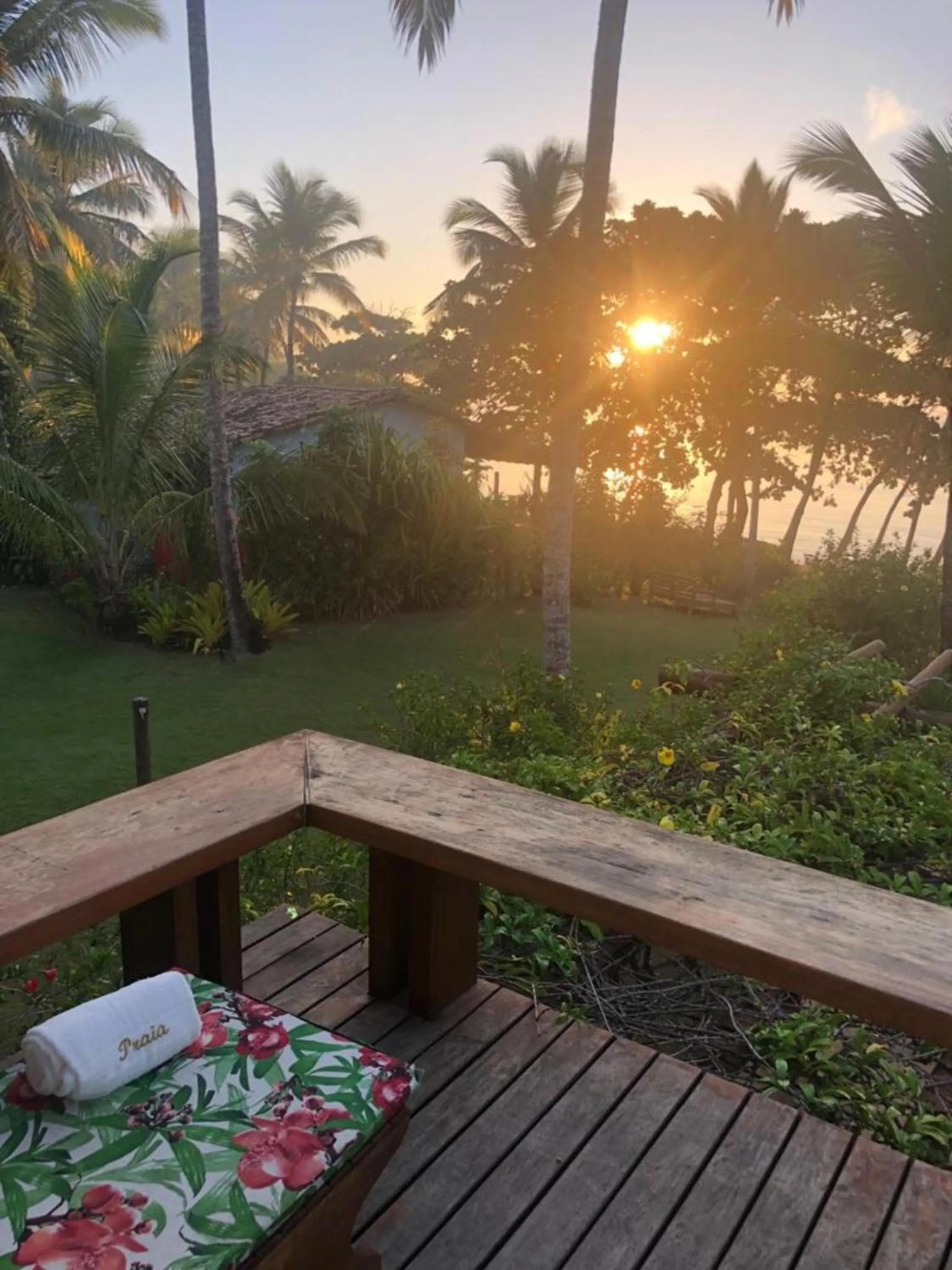 Master Double Room with Sea View in Pousada Enseada do Espelho