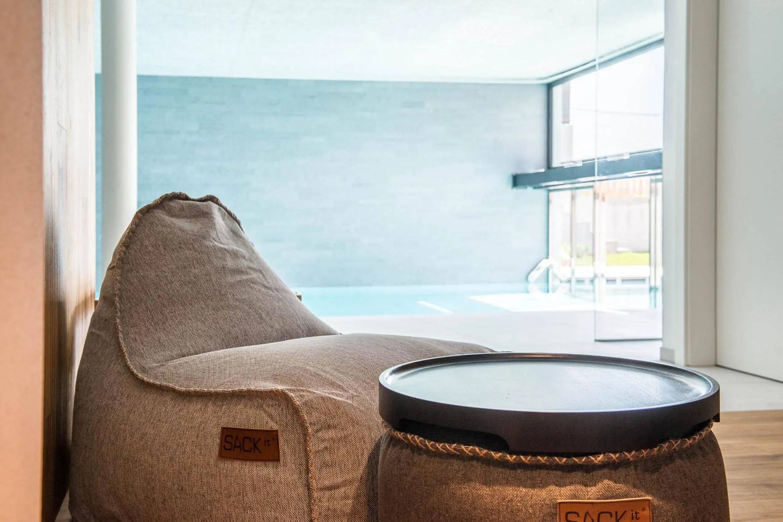 Swimming pool in Hotel Sonnenheim