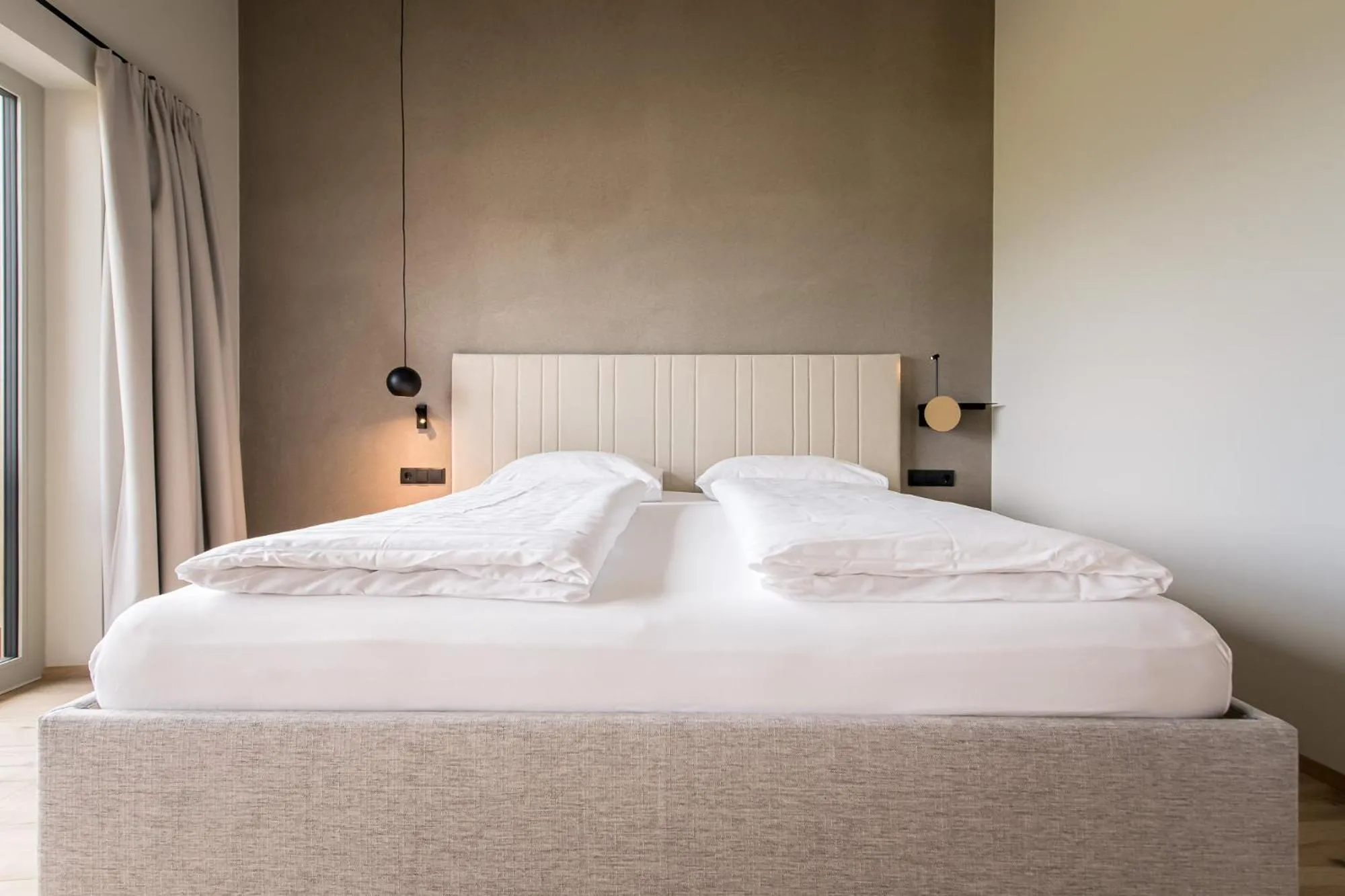 Bedroom, Bed in Hotel Sonnenheim