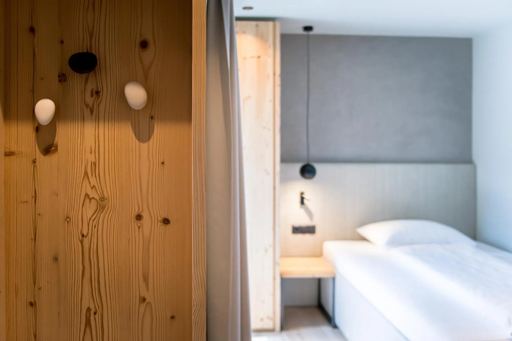 Bedroom, Bed in Hotel Sonnenheim