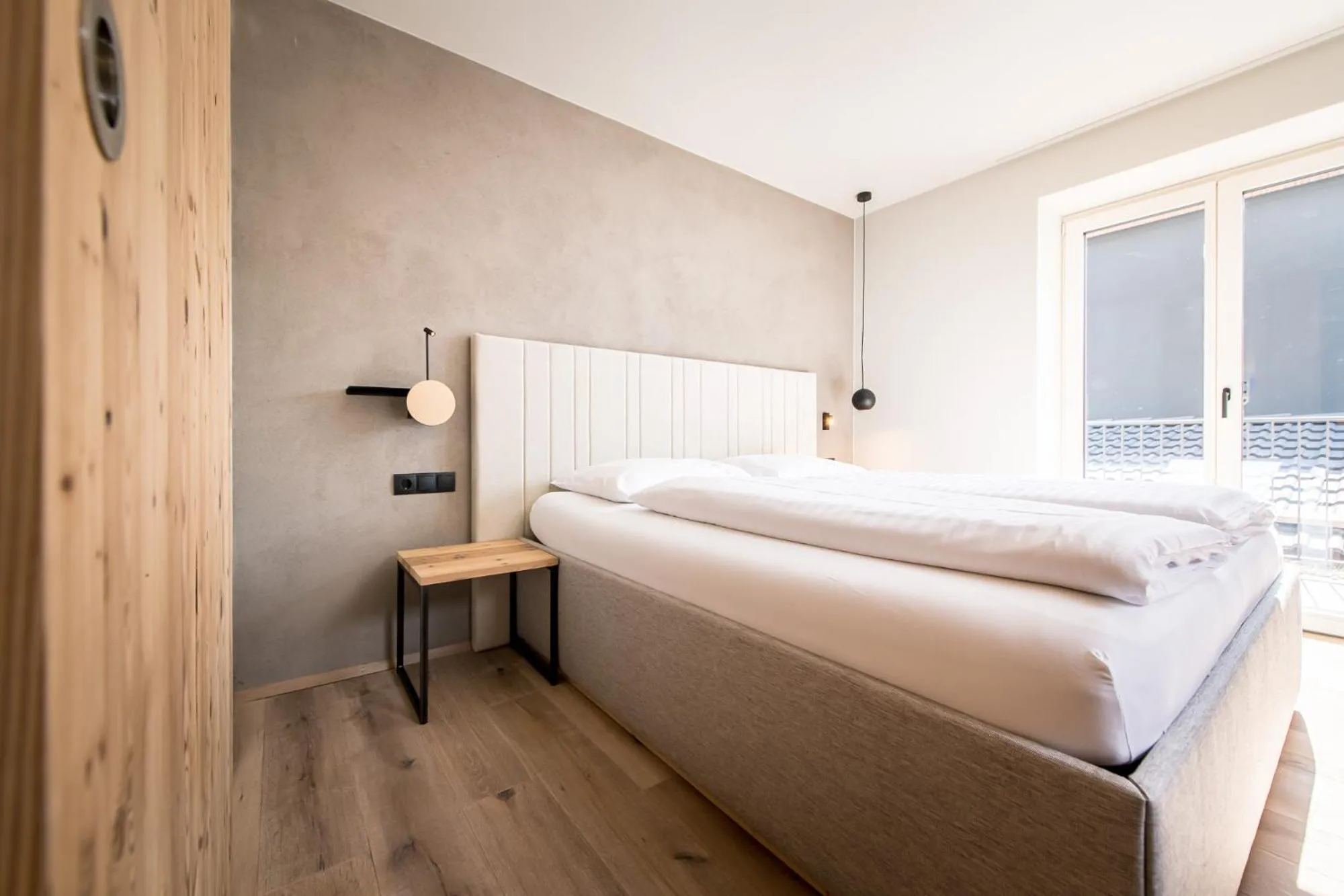 Bedroom, Bed in Hotel Sonnenheim