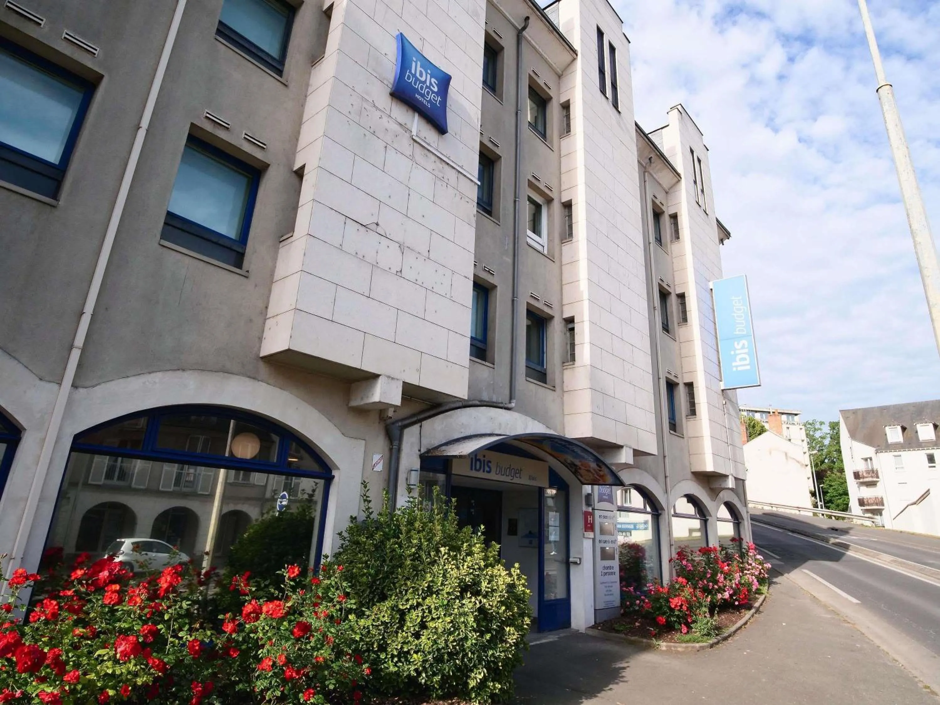 Property building in ibis budget Blois Centre