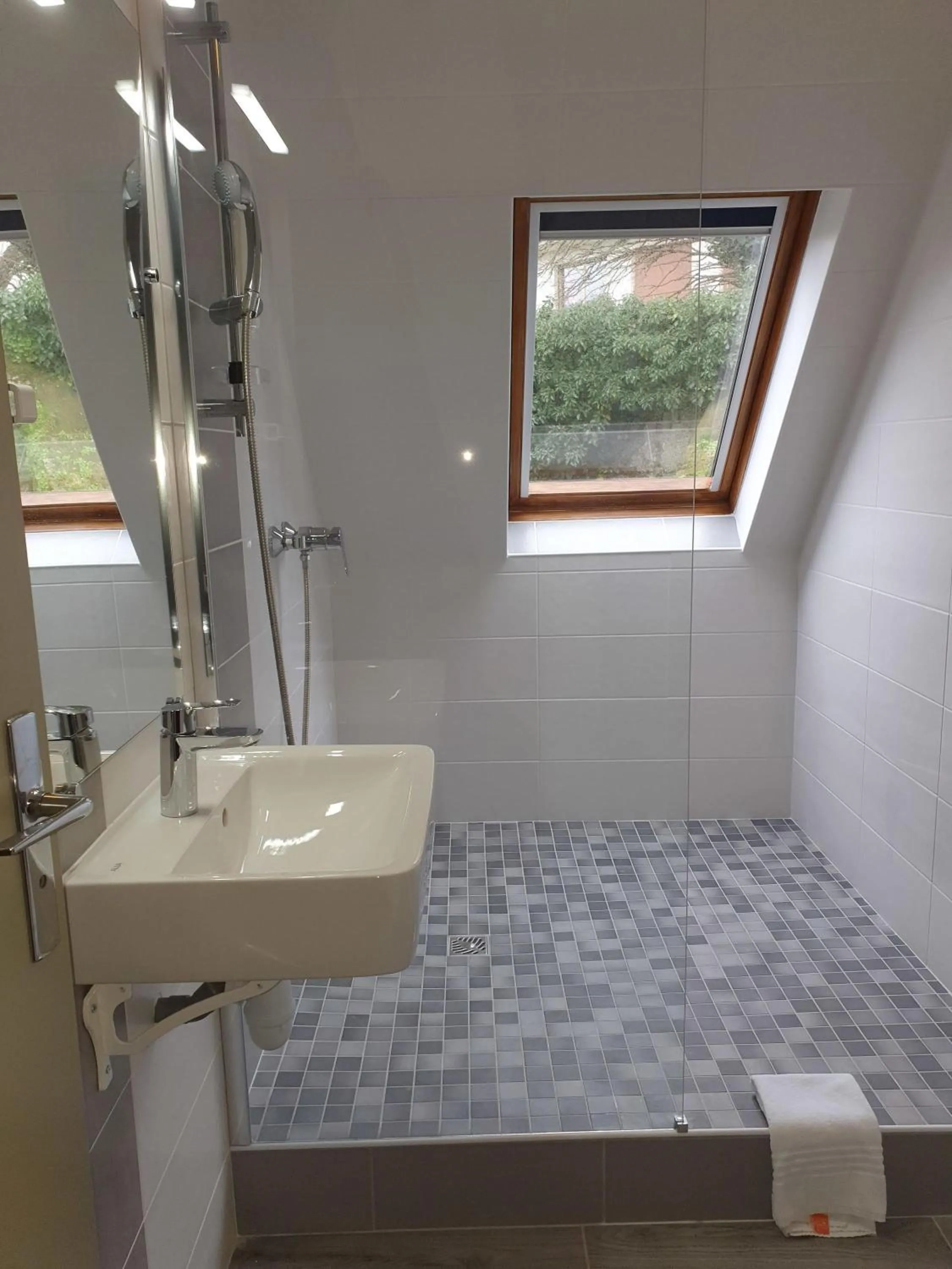 Bedroom in ibis budget Blois Centre